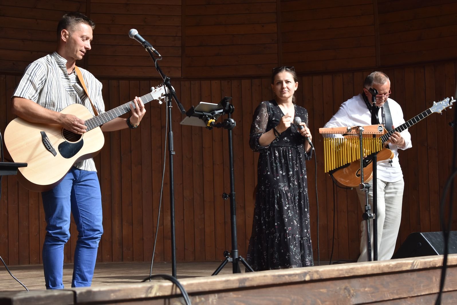 promenadowy-koncert-zespou-ama-trio-117290