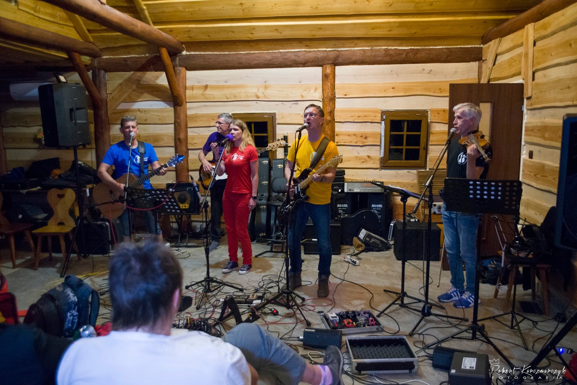 koncert-na-dachu-w-chacie-izerskiej-117386