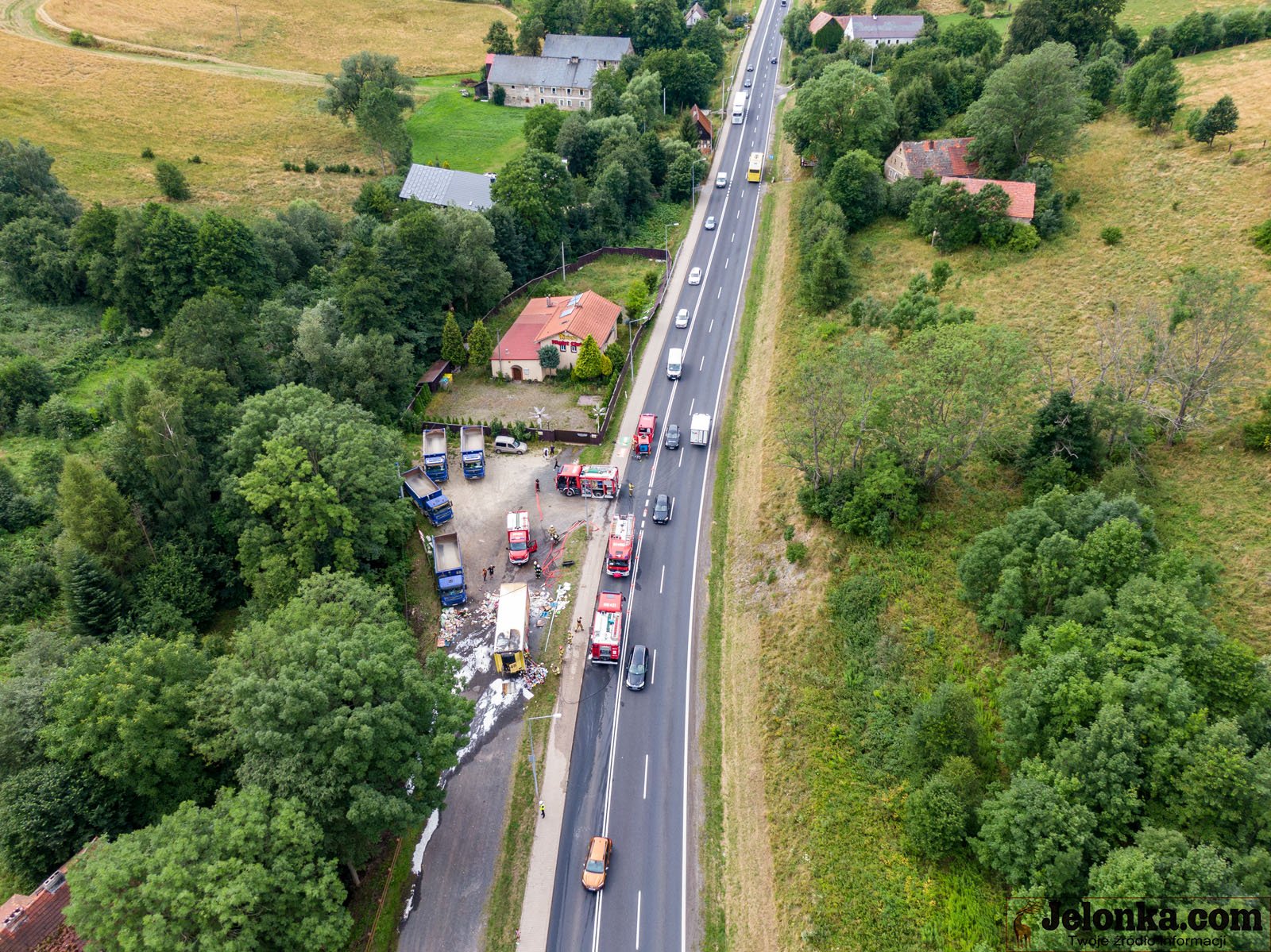 pozar-naczepy-na-krajowej-trojce-w-kaczorowie-117413