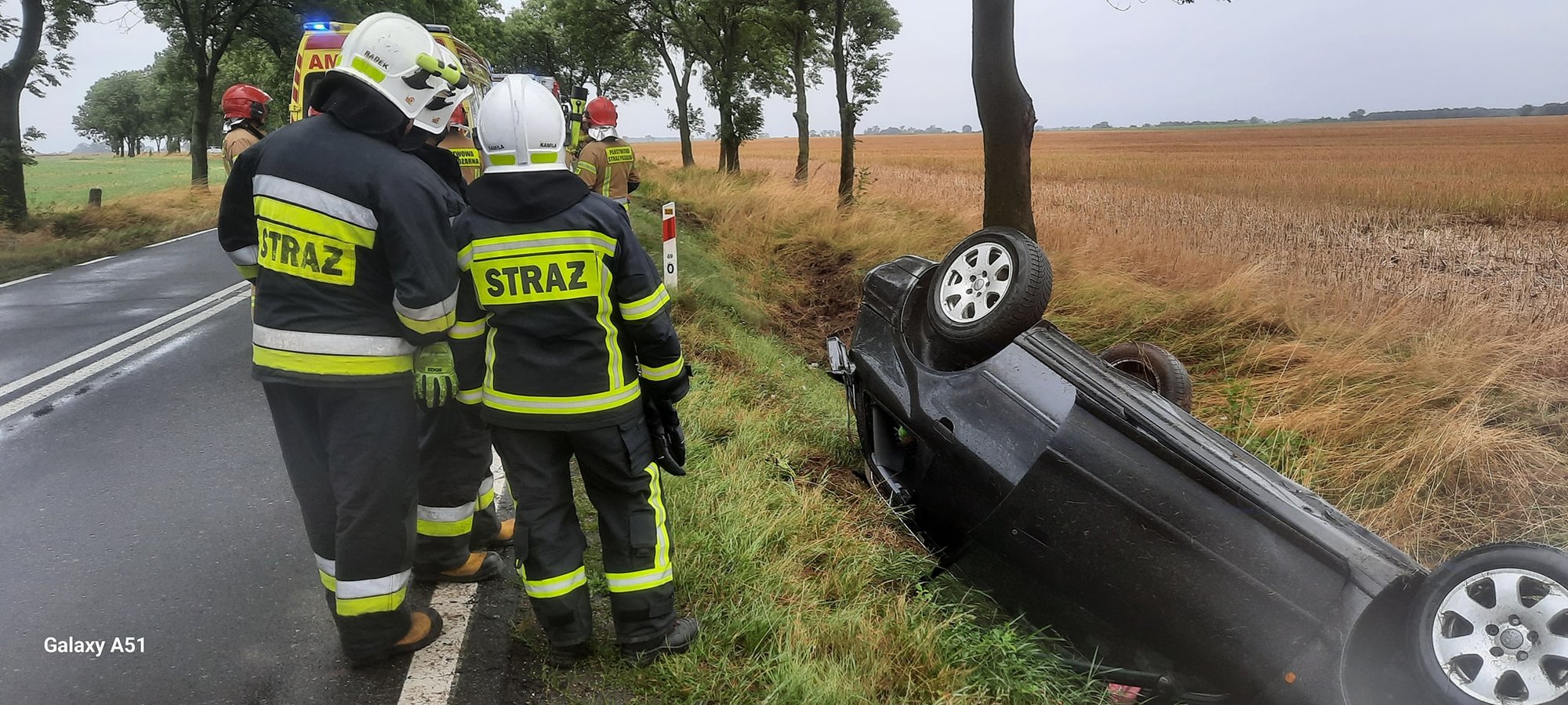 deszcz-plus-predkosc-audi-w-rowie-117479