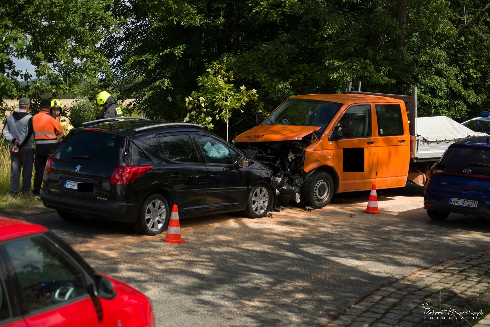 znowu-wypadek-na-zakrecie-przed-piechowicami-117550