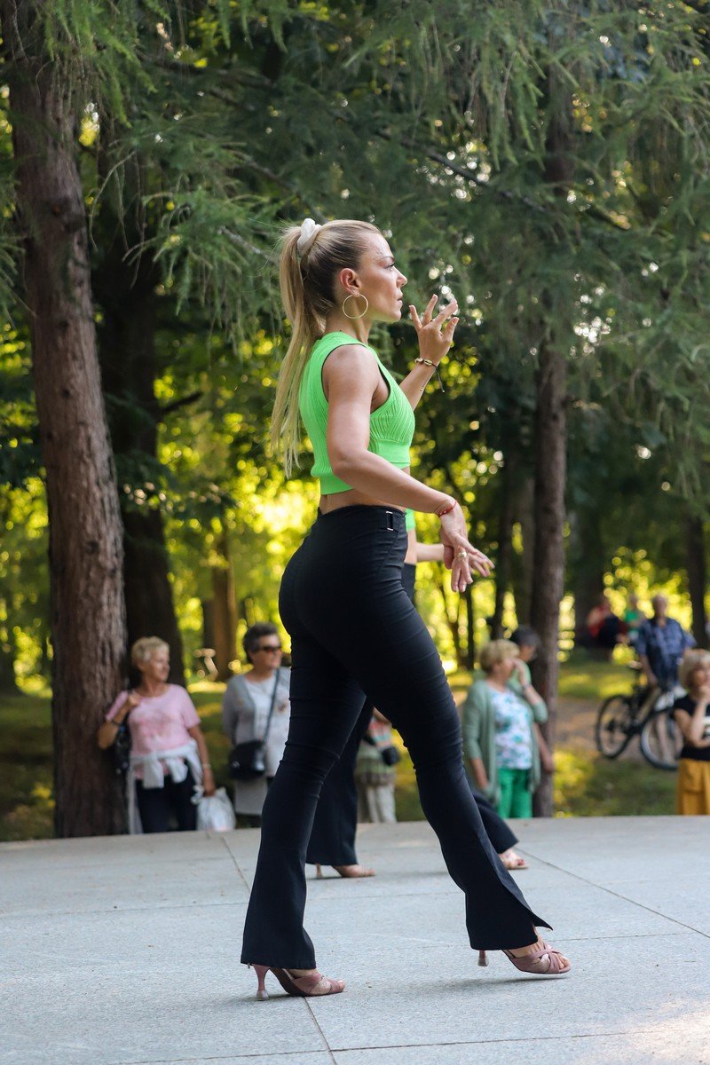 roztanczony-park-117616