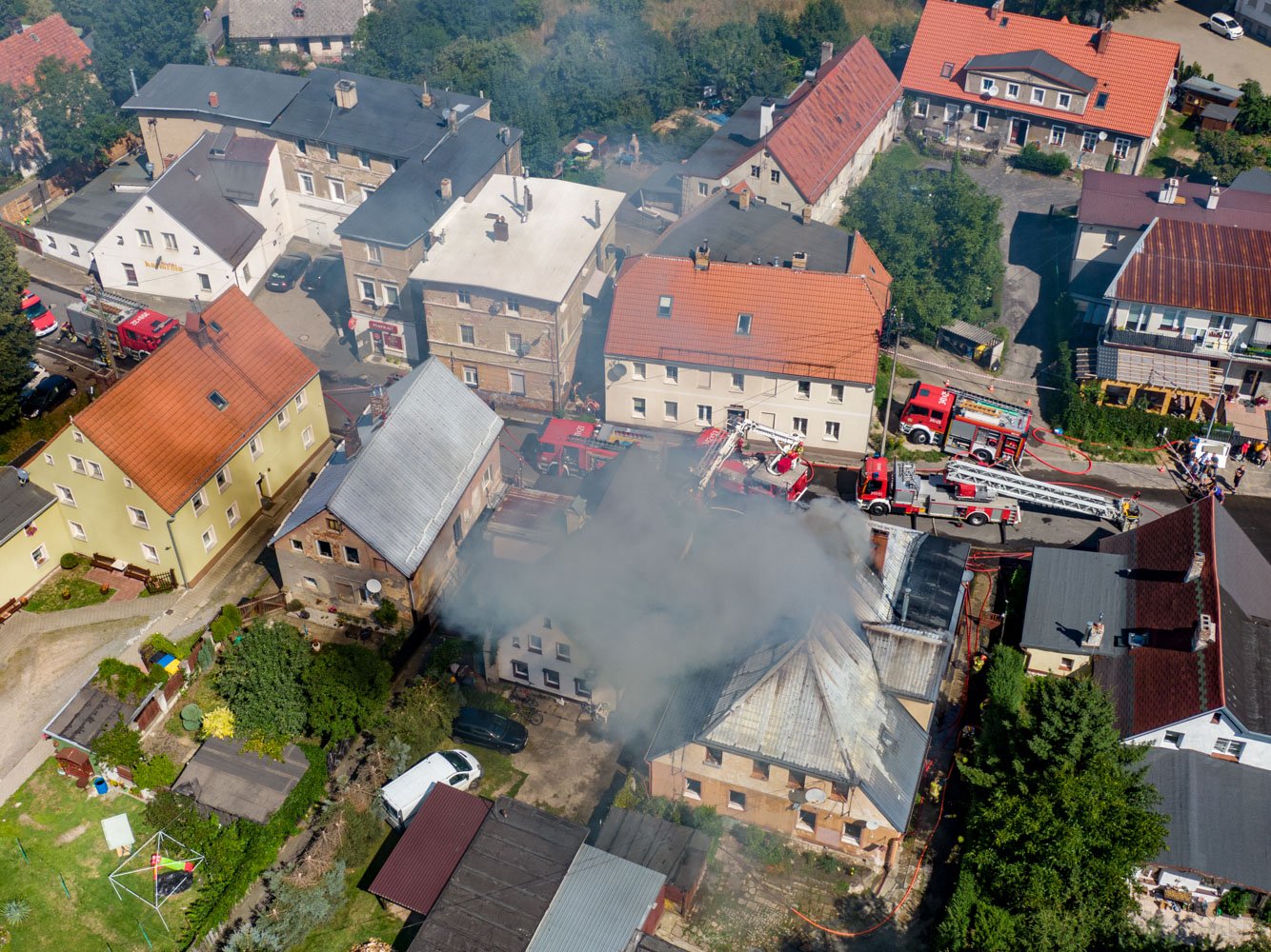 pozar-w-cieplicach-117618