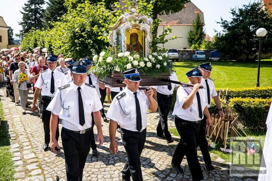 strazacy-swiatecznie-117740