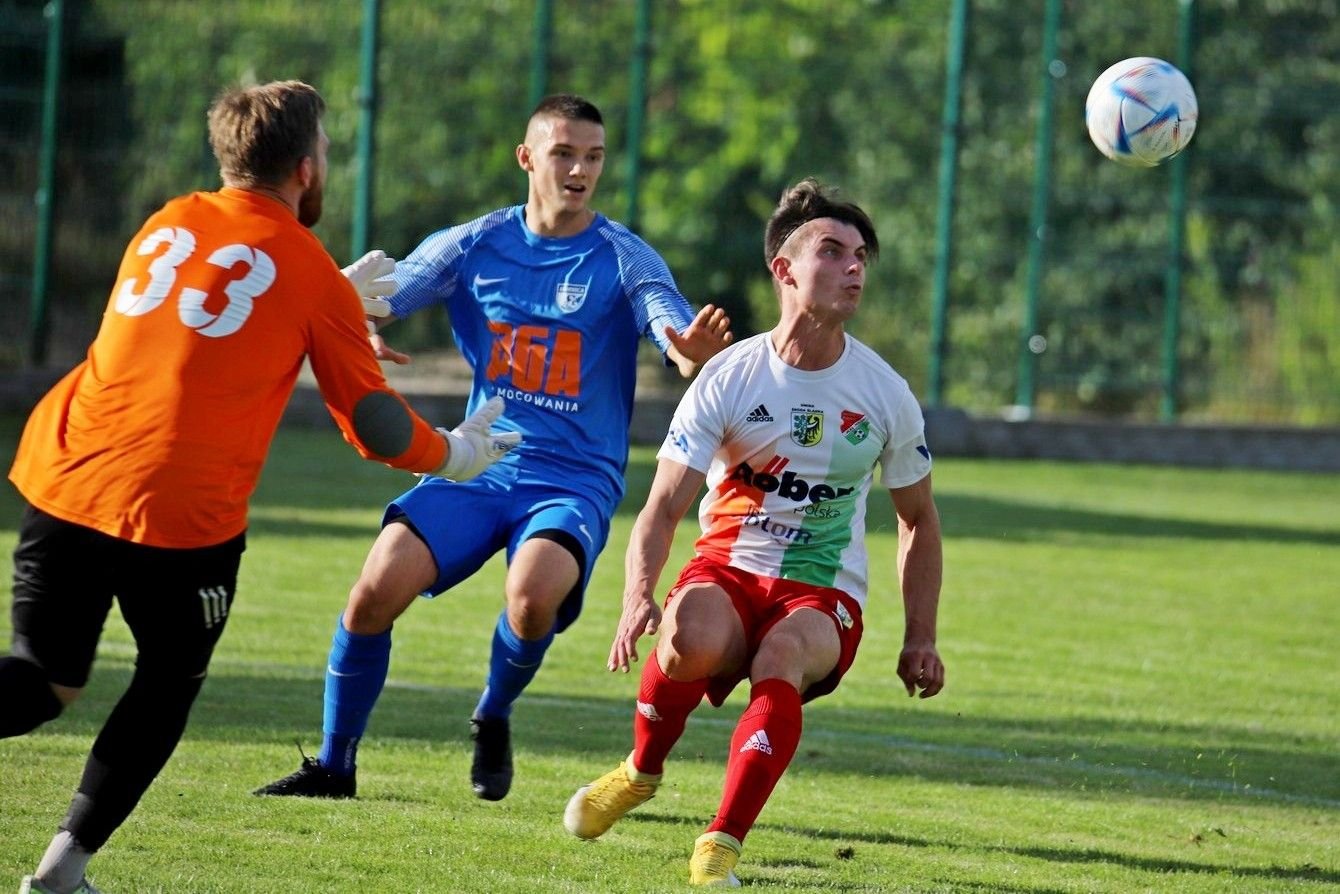historyczny-gol-na-szczeblu-iv-ligi-117903