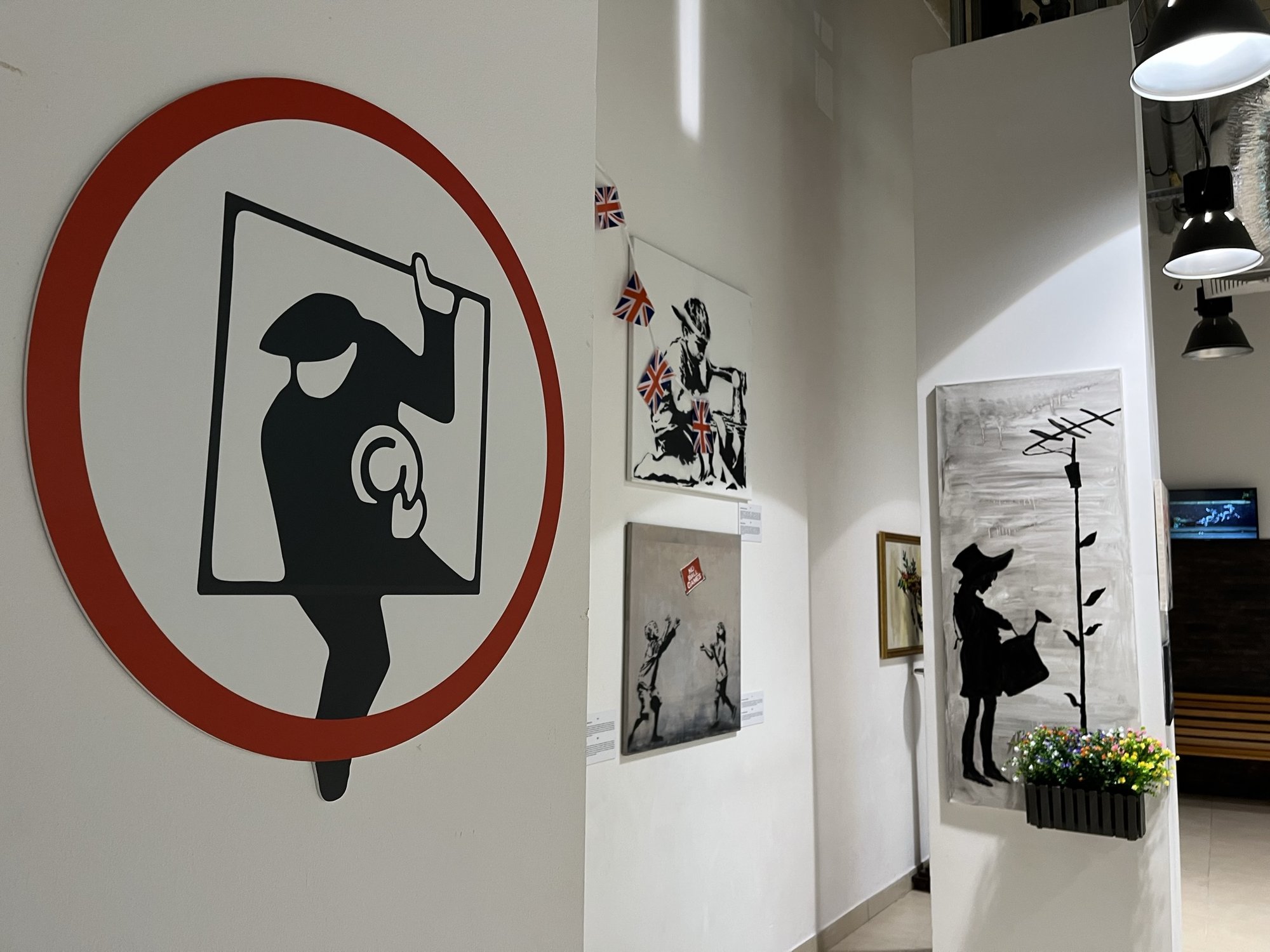 banksy-jeszcze-zostaje-118071