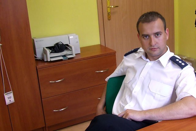 – Liczba kradzionych aut spadła dzięki współpracy z gestorami bazy turystycznej – mówi Tomasz Kościcki, komendant komisariatu policji w Karpaczu.