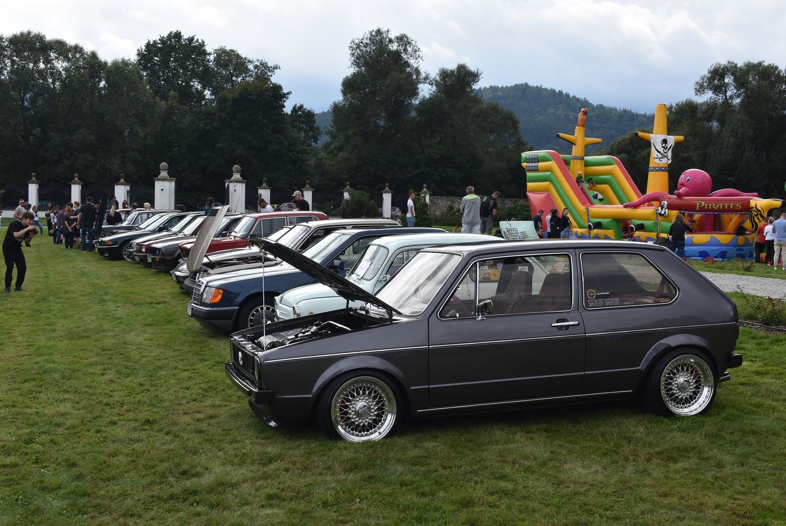 piknik-z-autami-fotoreportaz-118220