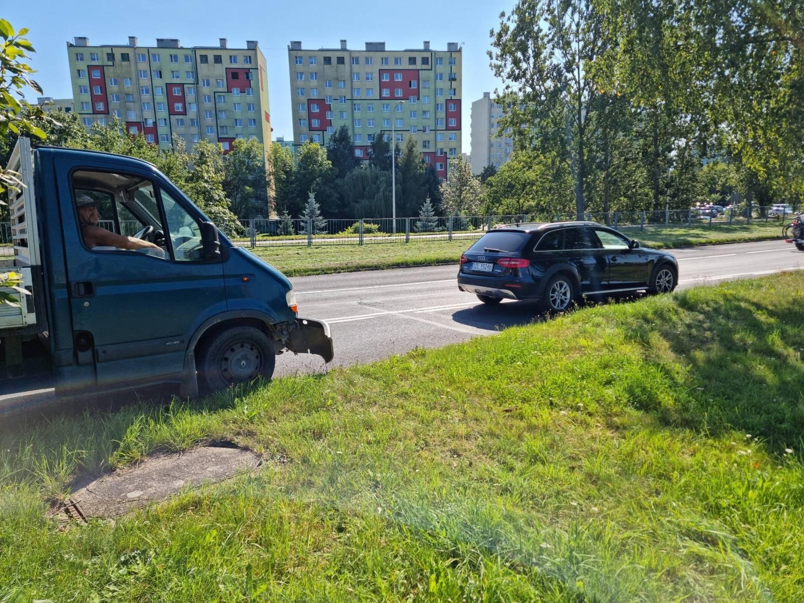stuczka-przy-galerii-118312