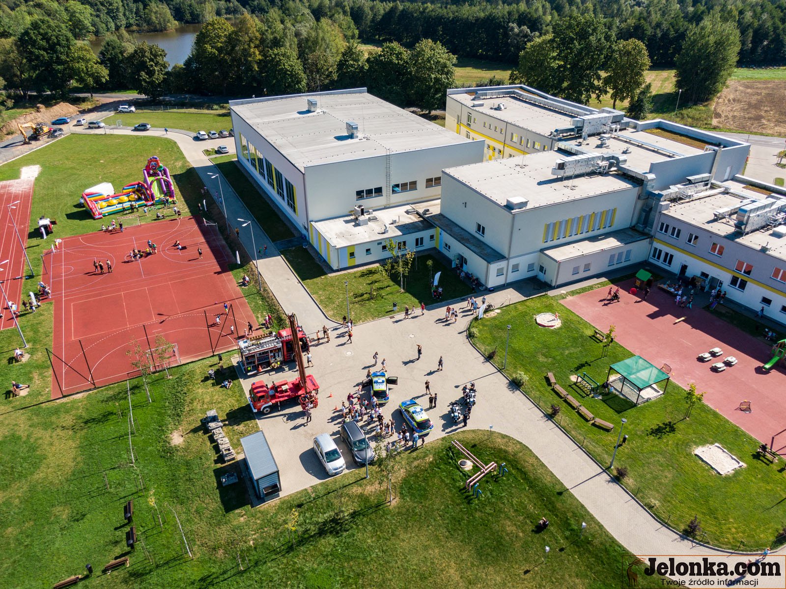 dobry-szkolny-obiekt-118529