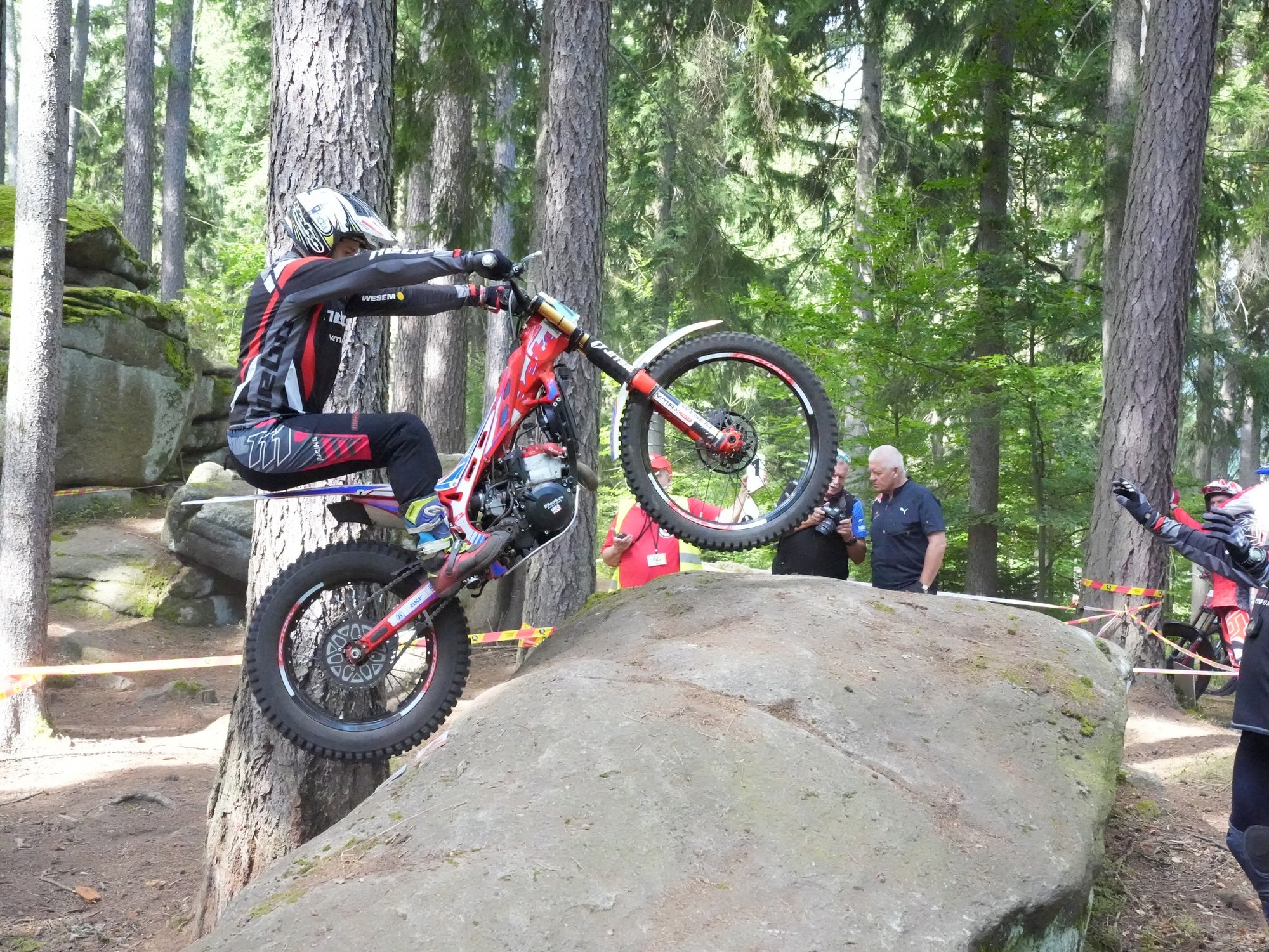 wyczyny-na-motorach-118602