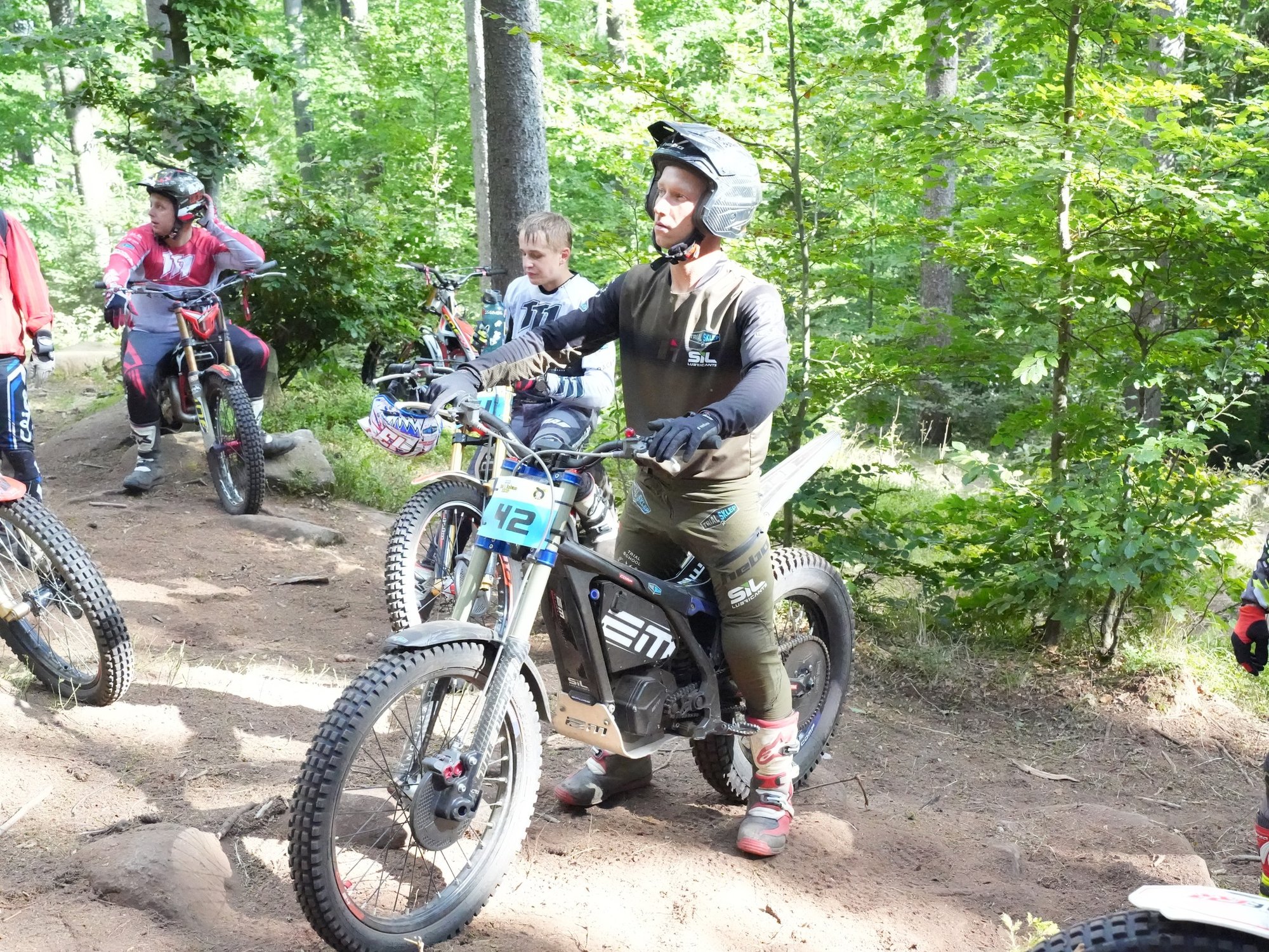 wyczyny-na-motorach-118602