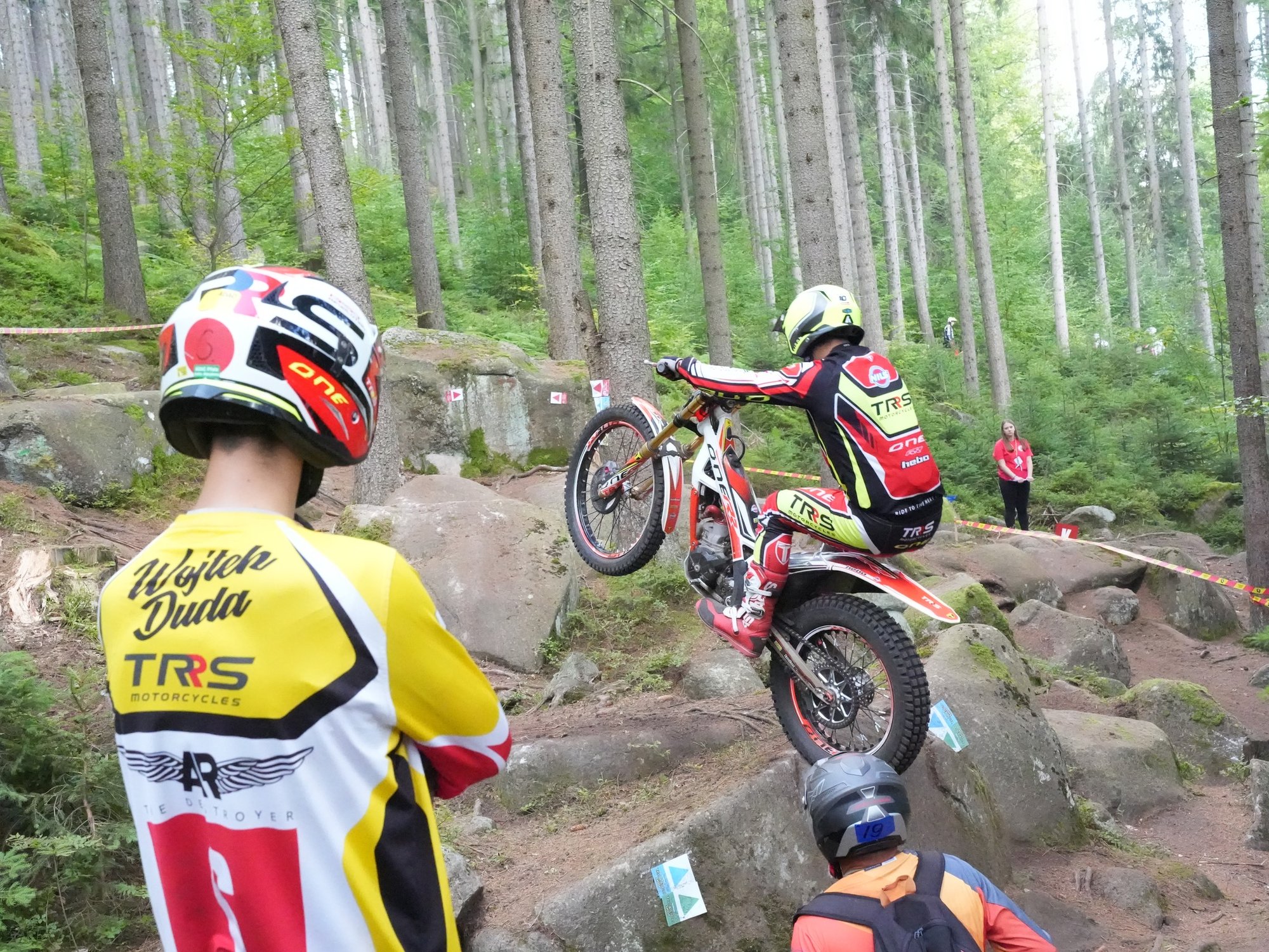 wyczyny-na-motorach-118602