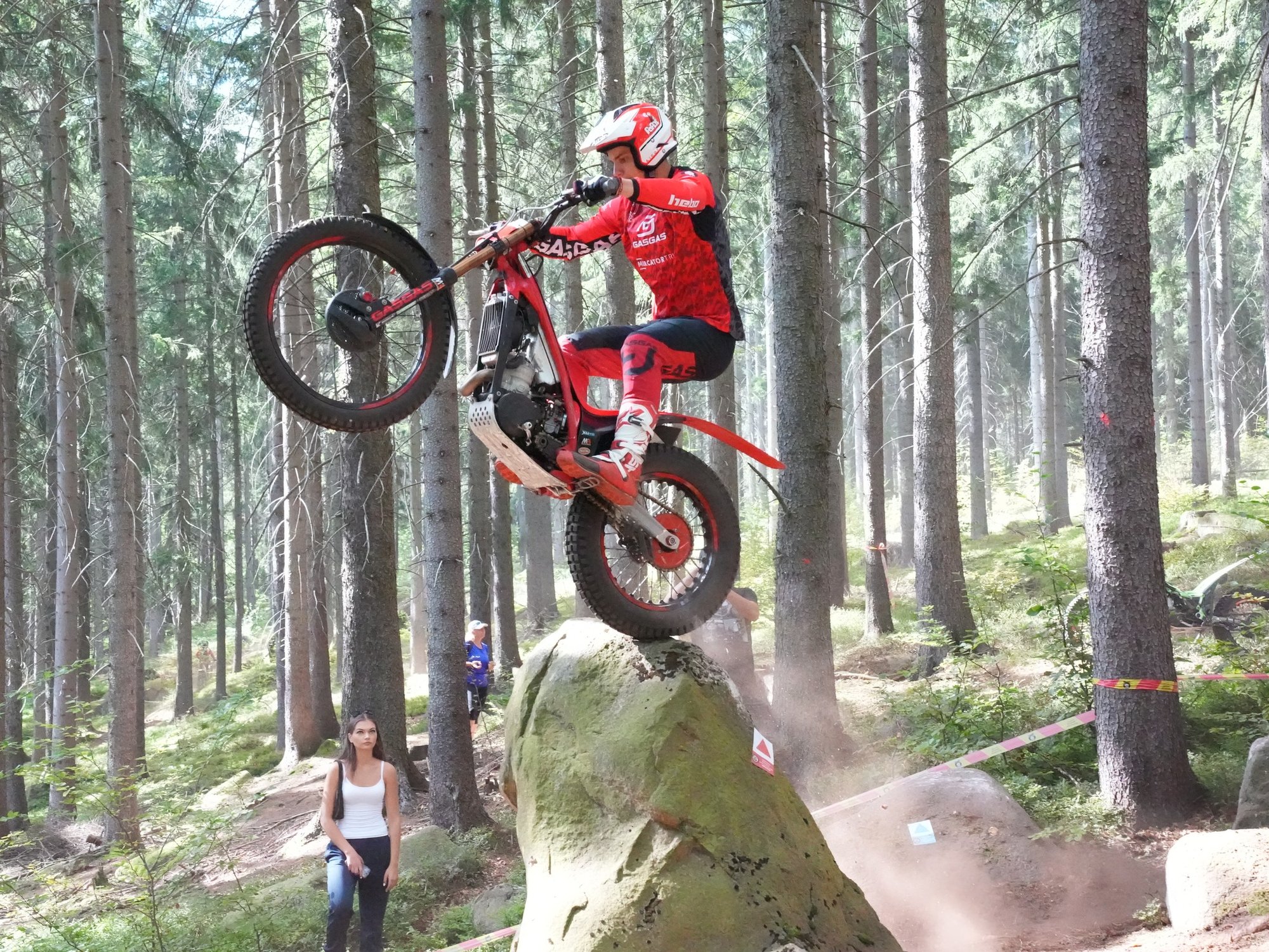 wyczyny-na-motorach-118602