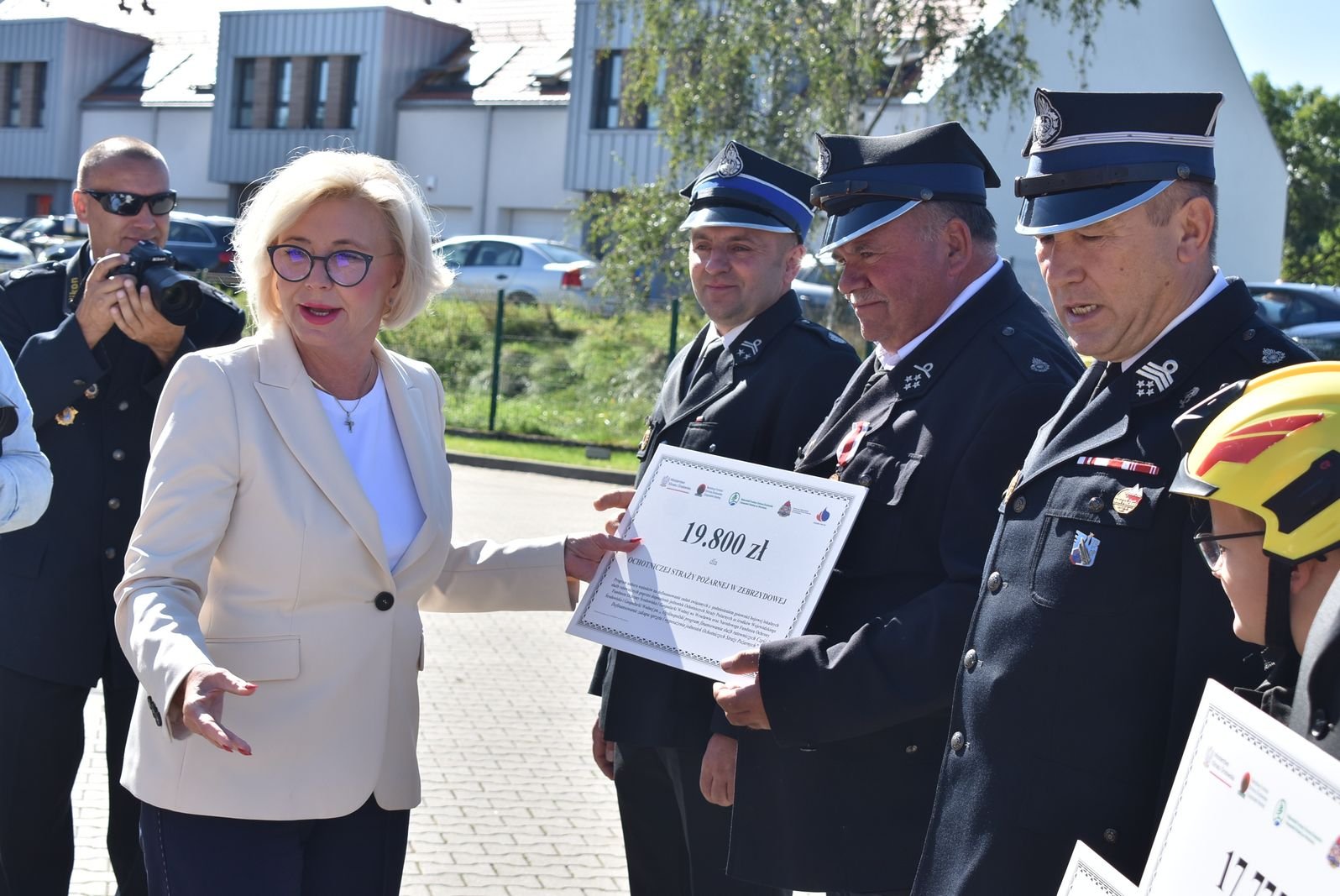rekordowy-may-strazak-118673