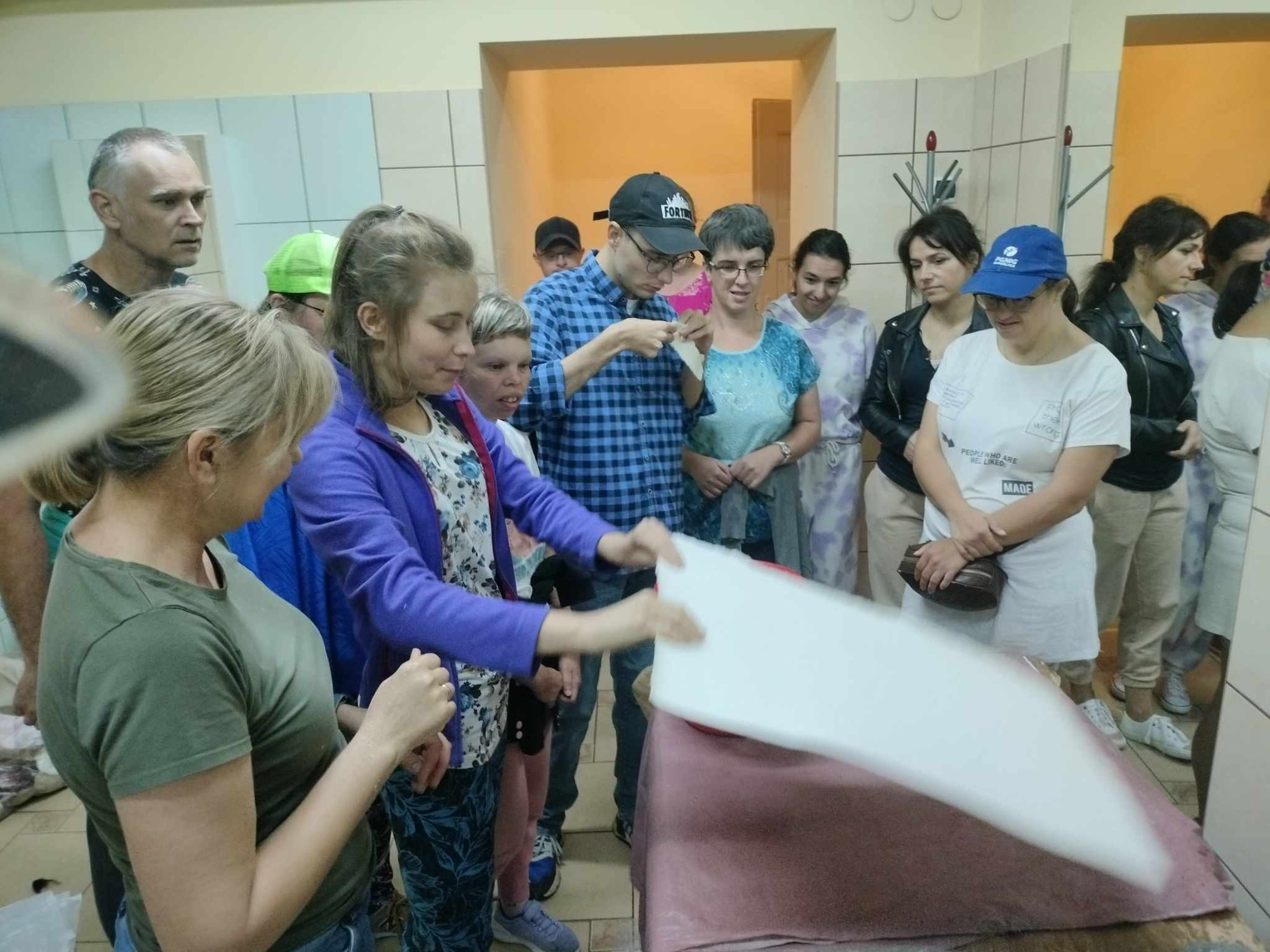 sami-zrobili-papier-fotoreportaz-118713