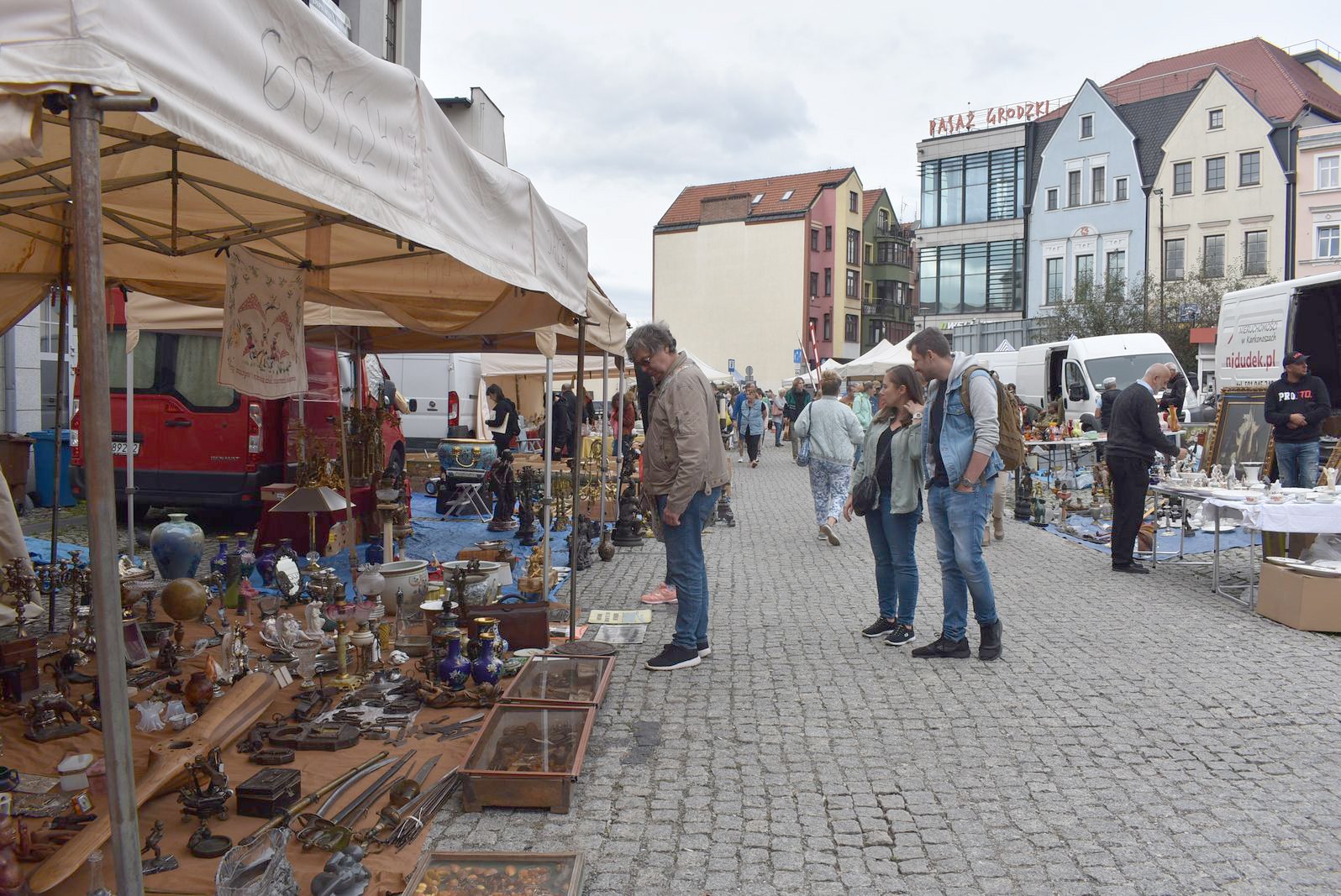 jelenia-gora-trwa-jarmark-staroci-118793