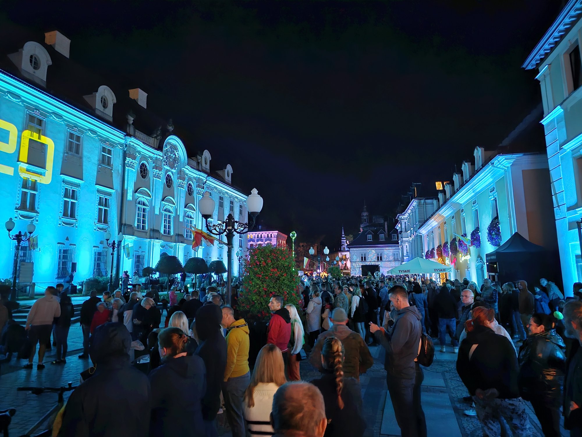 festiwal-w-cieplicach-mapping-na-paacu-119016