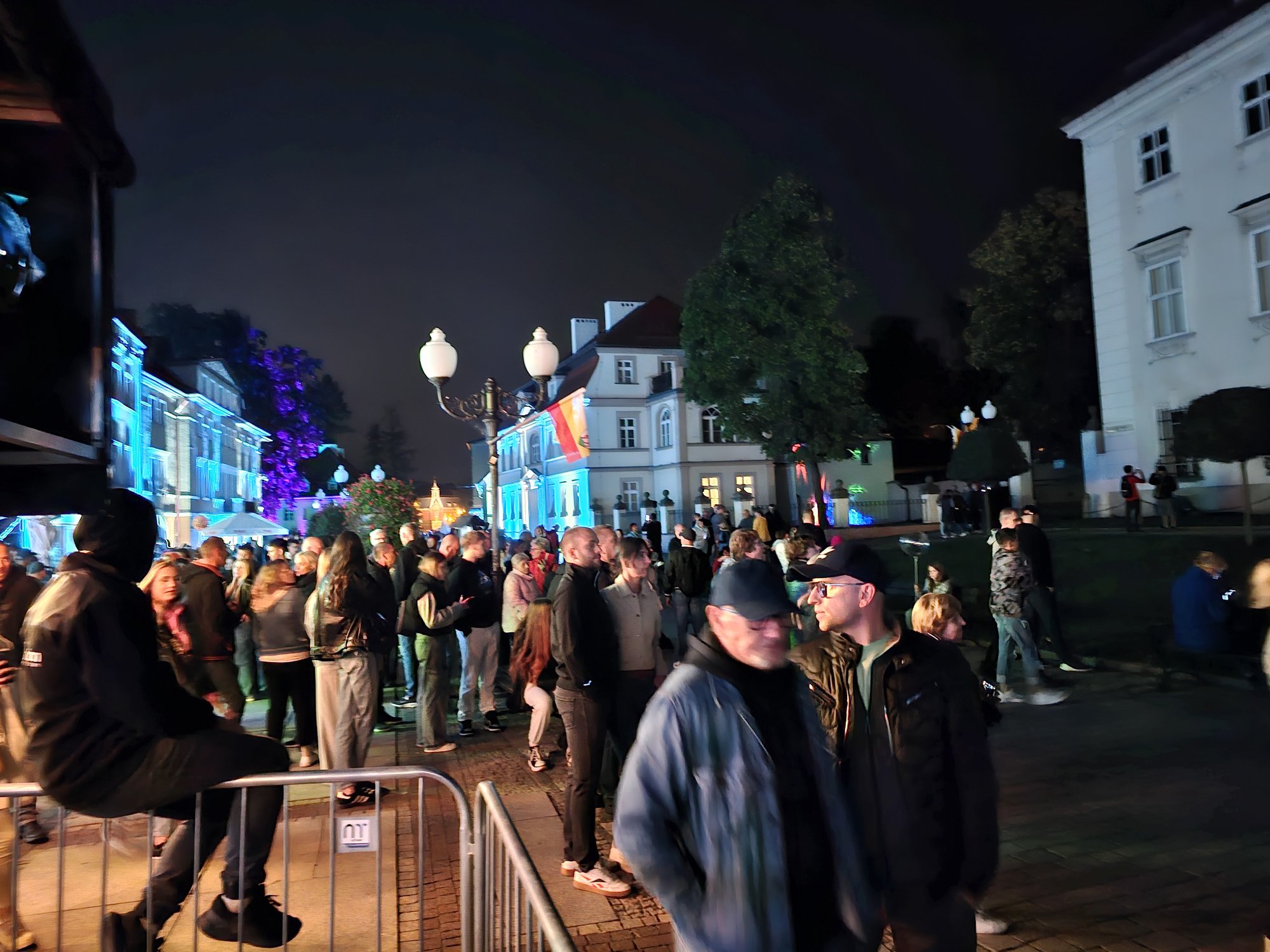 festiwal-w-cieplicach-mapping-na-paacu-119016