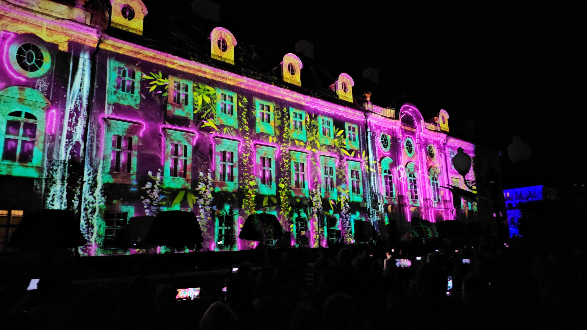 festiwal-w-cieplicach-mapping-na-paacu-119016