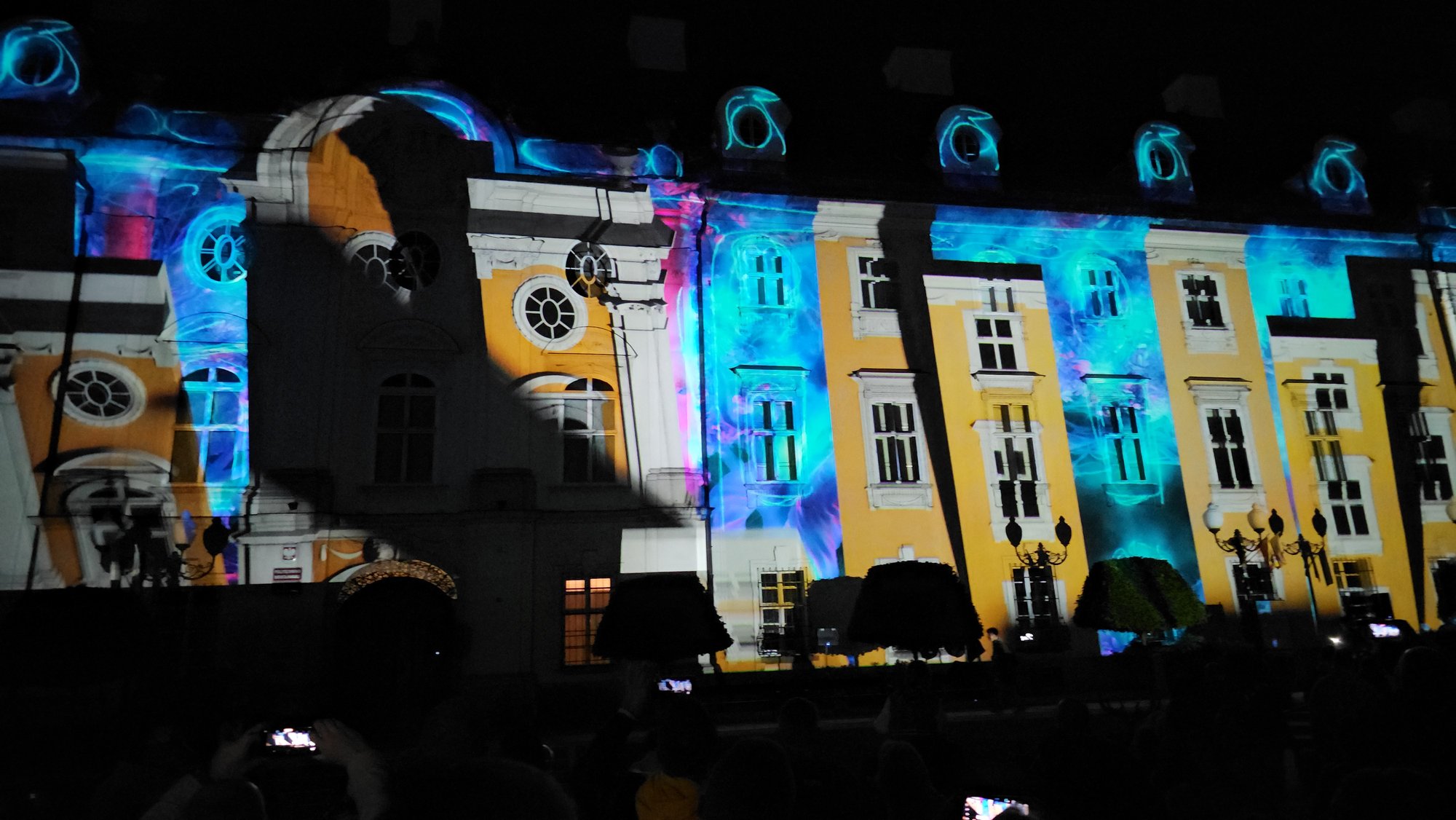 festiwal-w-cieplicach-mapping-na-paacu-119016