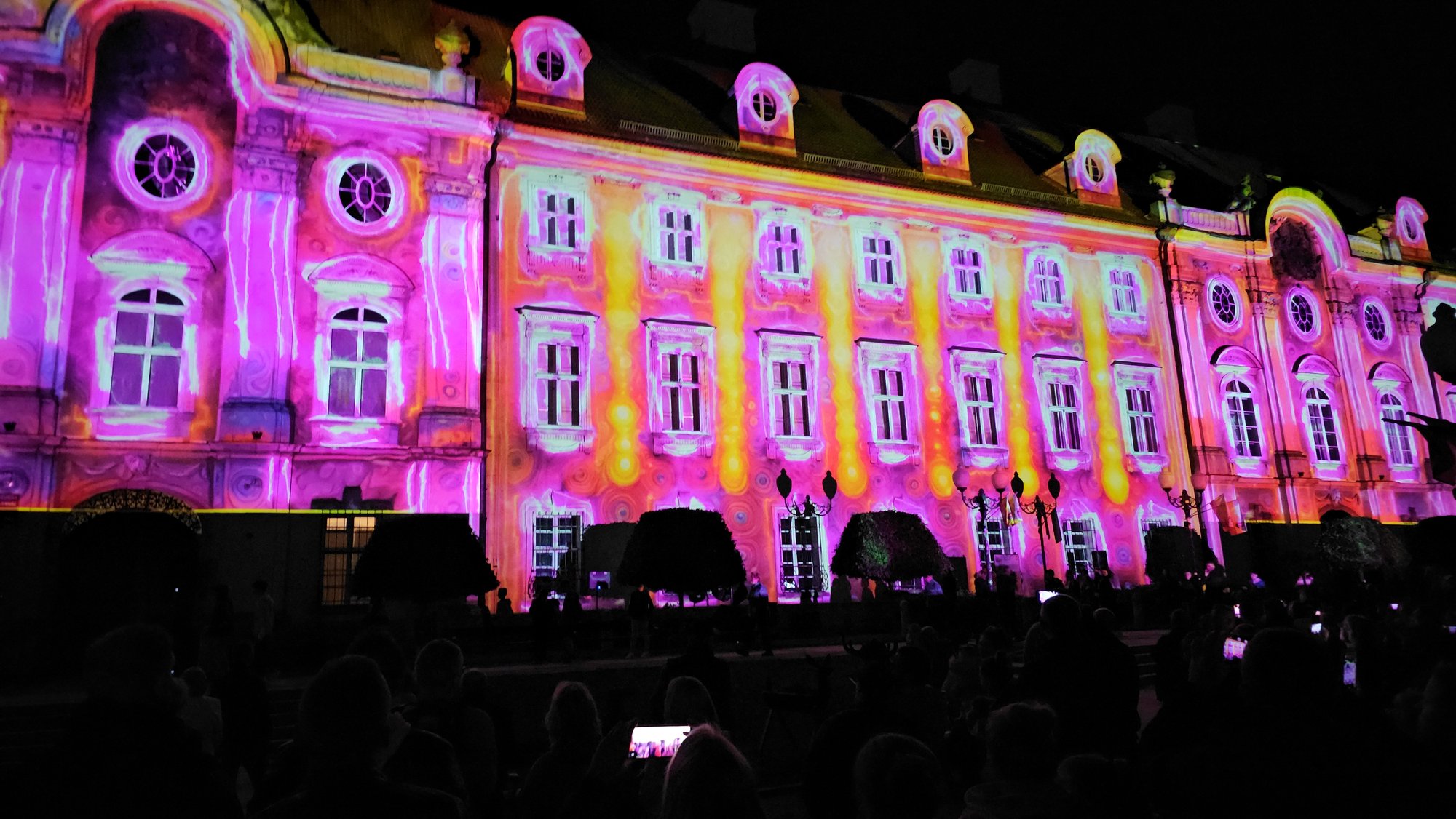 festiwal-w-cieplicach-mapping-na-paacu-119016