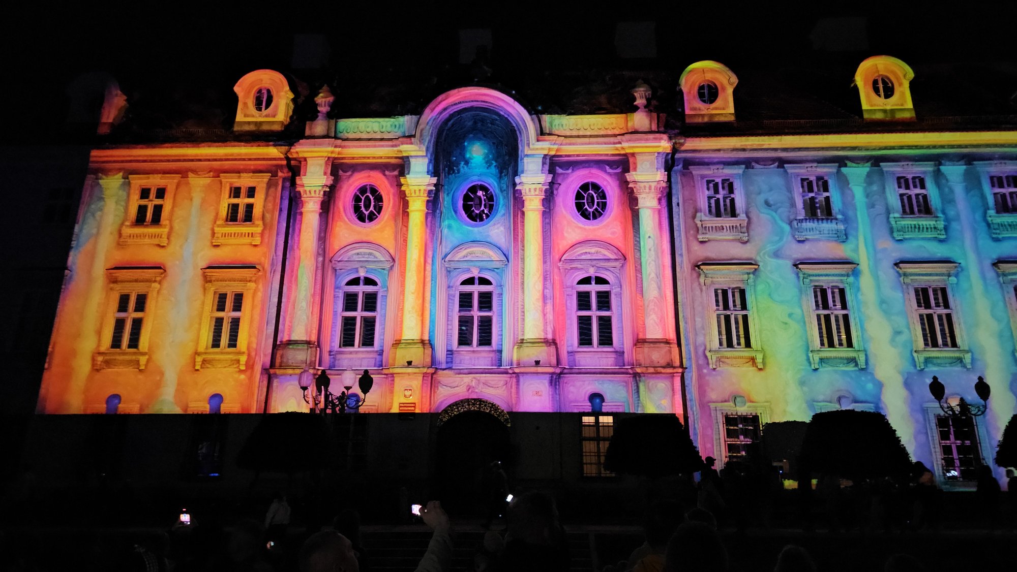 festiwal-w-cieplicach-mapping-na-paacu-119016