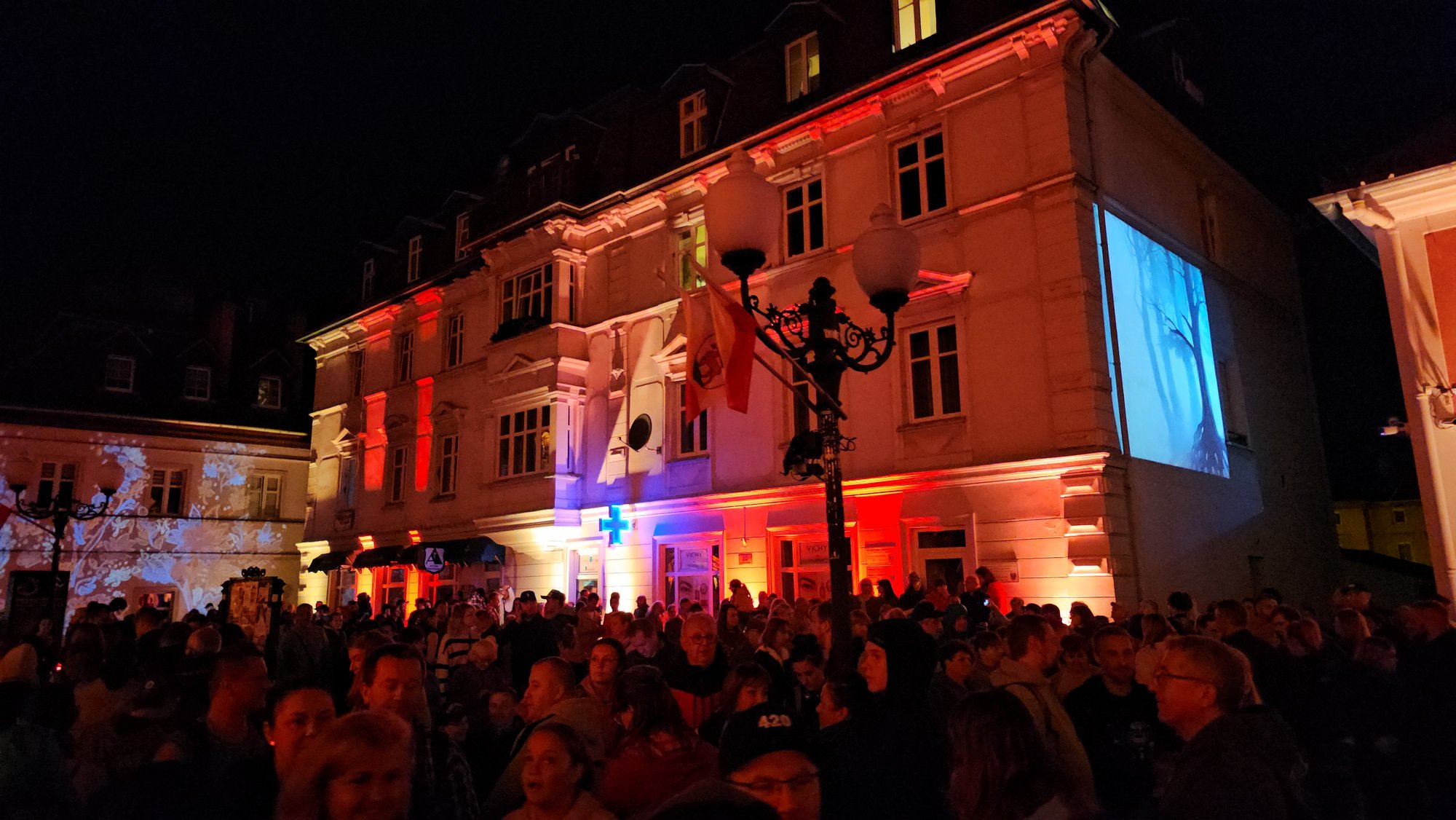 festiwal-w-cieplicach-mapping-na-paacu-119016