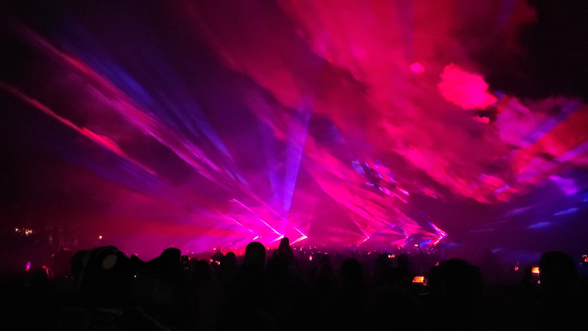 festiwal-w-cieplicach-pokaz-laserow-119044