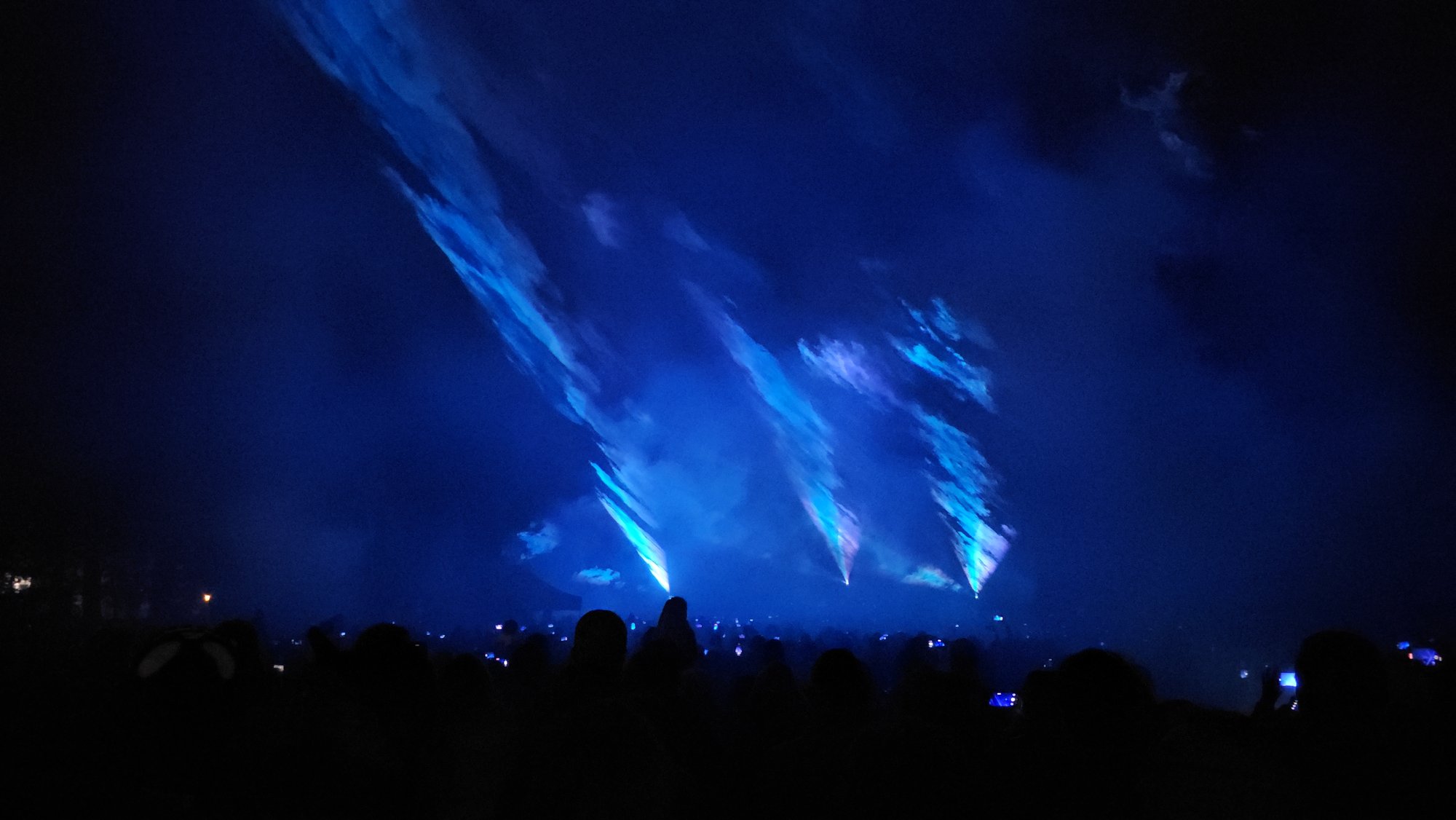 festiwal-w-cieplicach-pokaz-laserow-119044