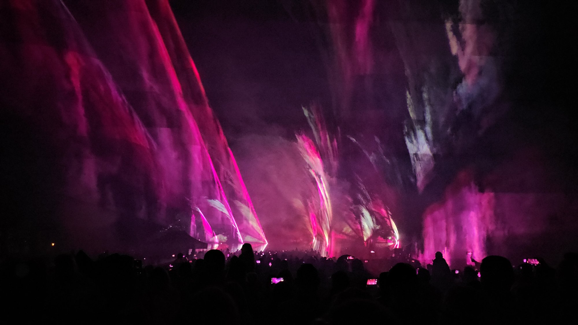 festiwal-w-cieplicach-pokaz-laserow-119044