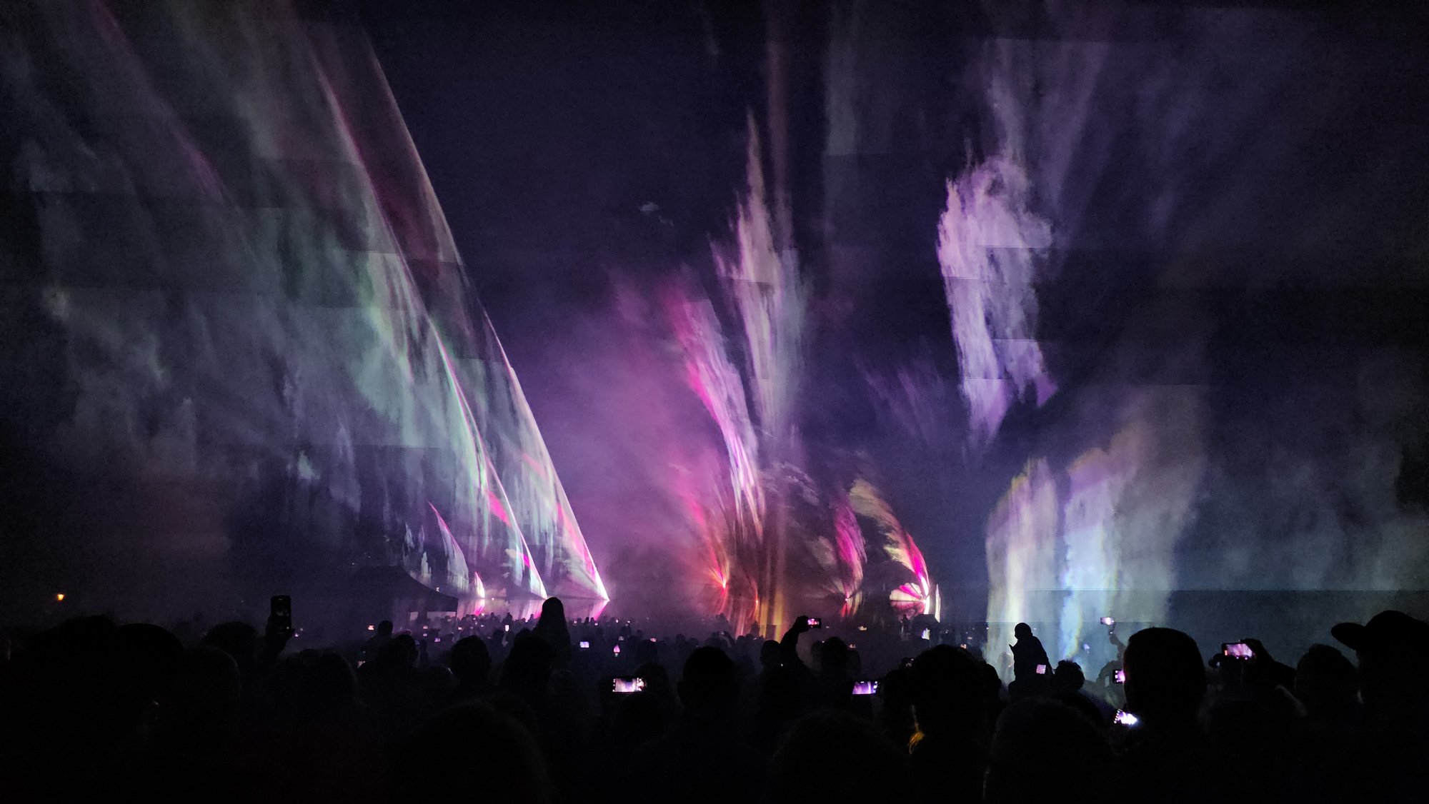 festiwal-w-cieplicach-pokaz-laserow-119044