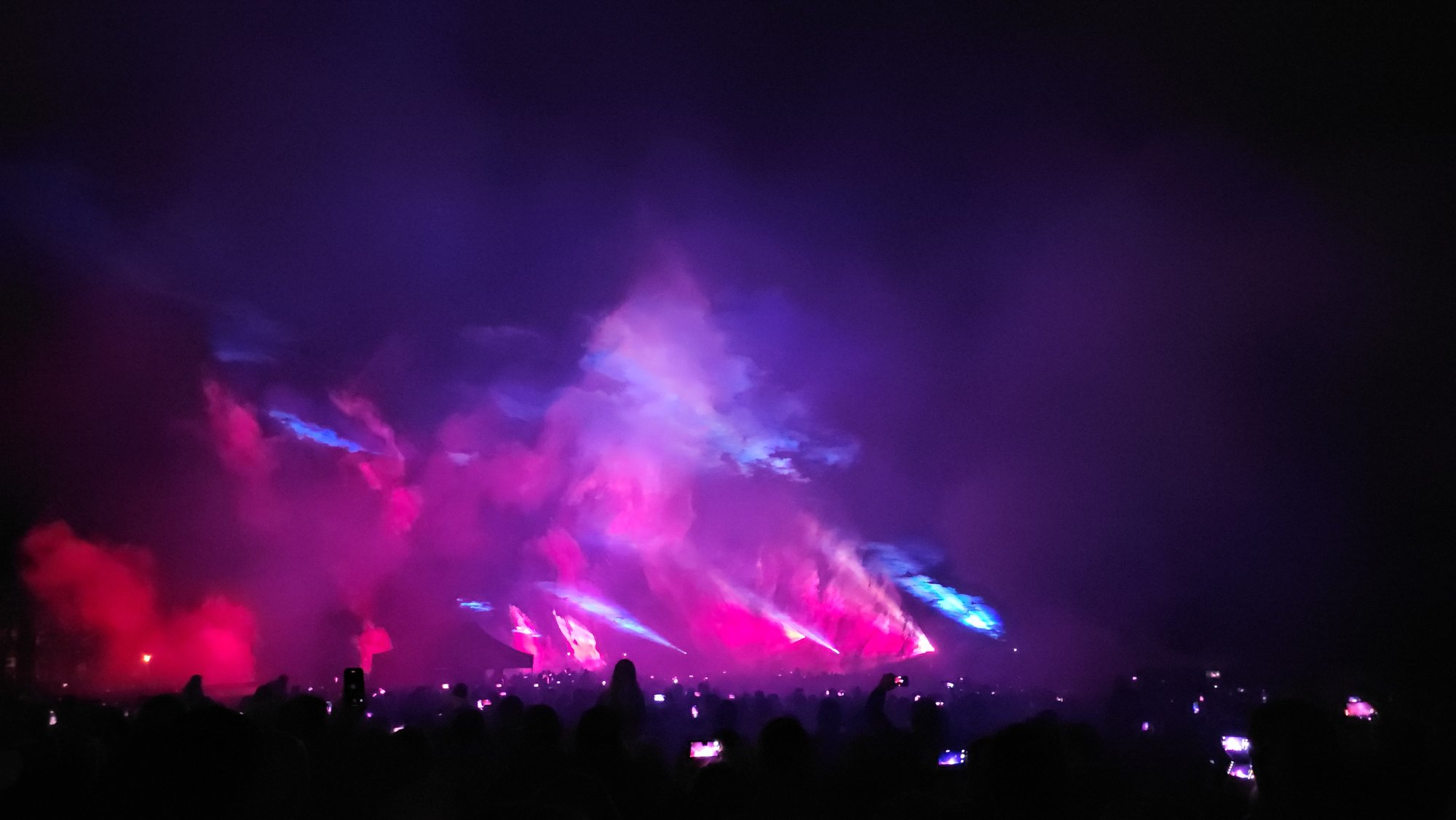 festiwal-w-cieplicach-pokaz-laserow-119044