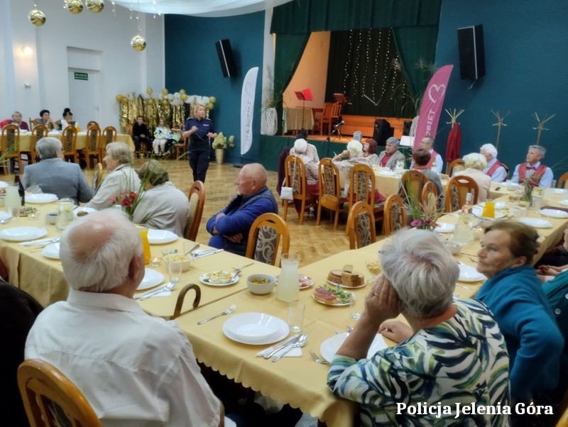policja-u-seniorow-119064