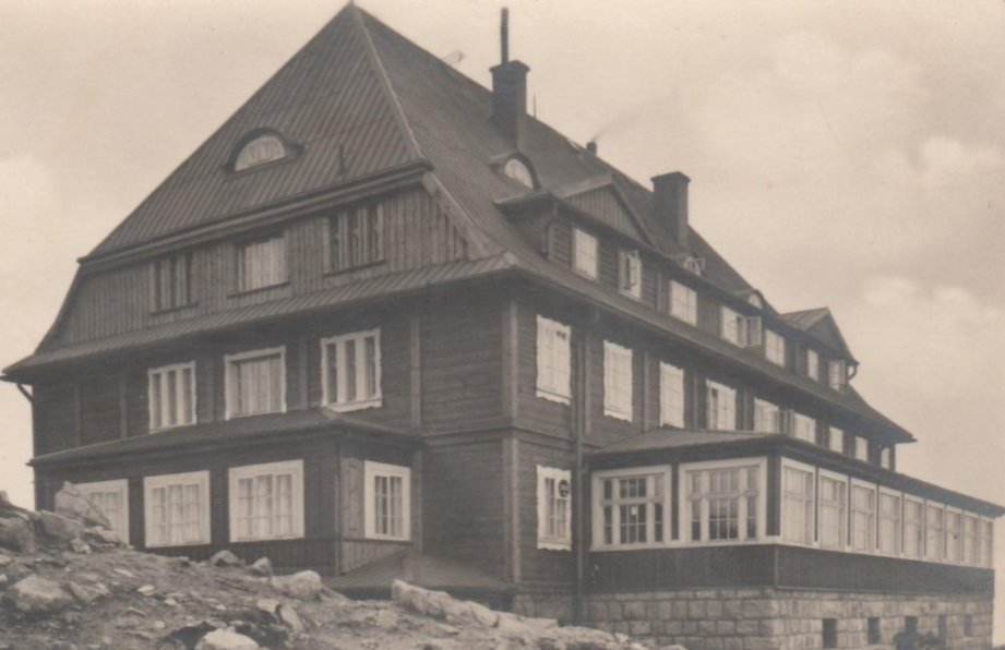 z-grobu-na-szrenice-119148