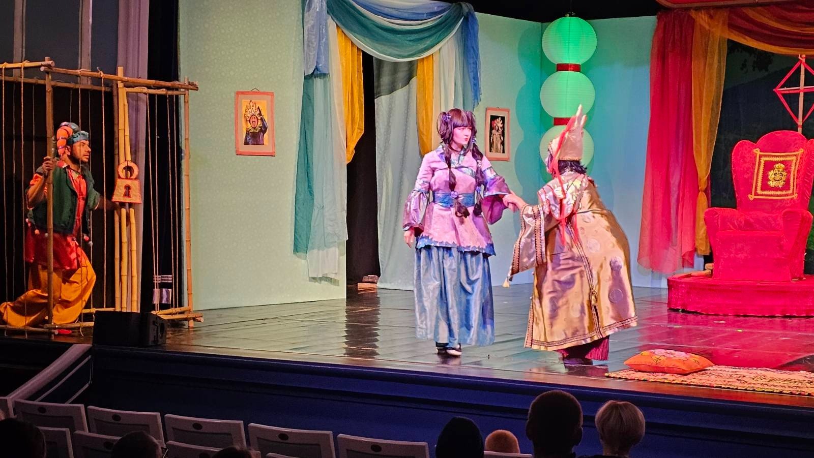 cesarz-w-teatrze-animacji-119199