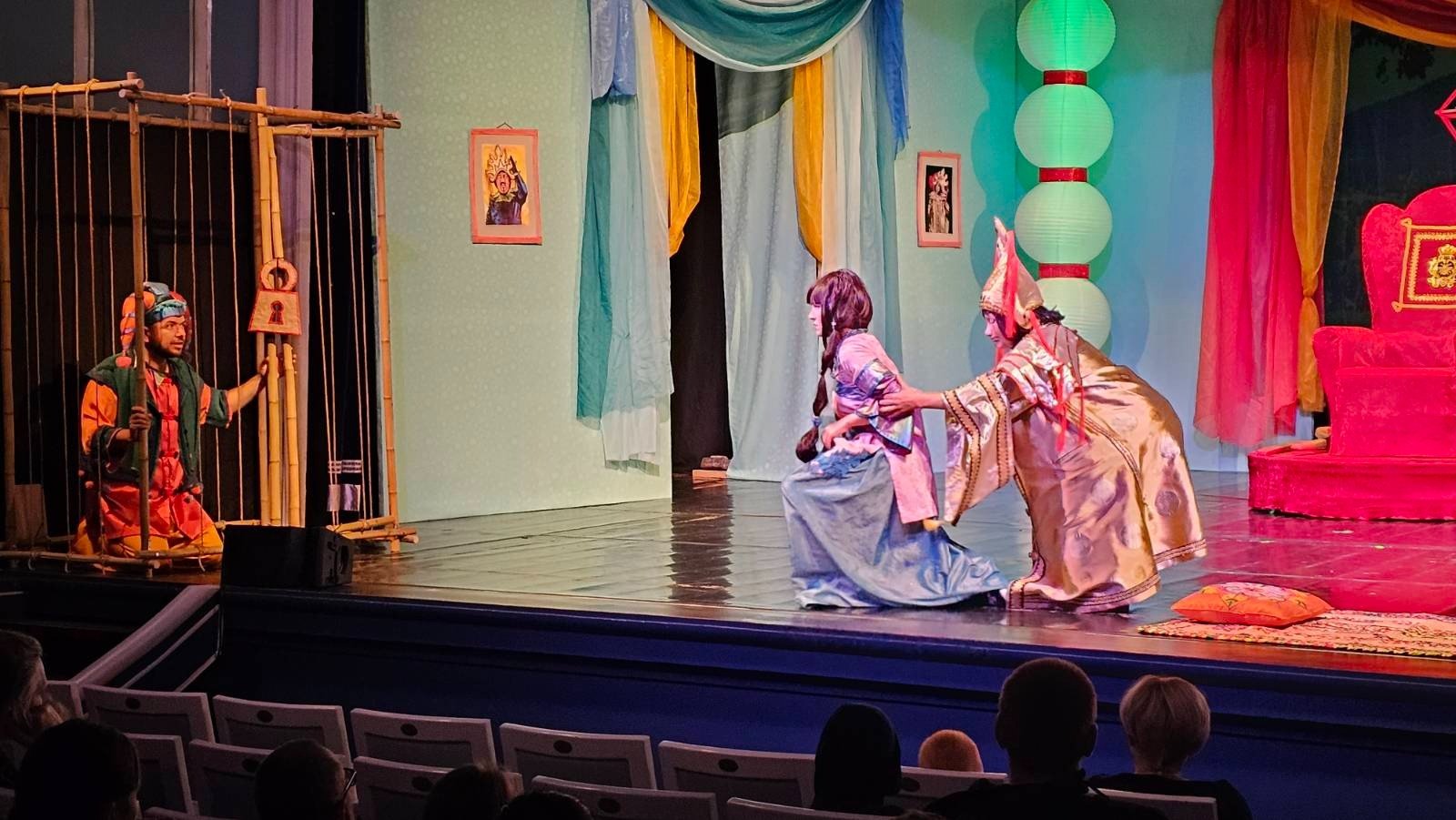 cesarz-w-teatrze-animacji-119199