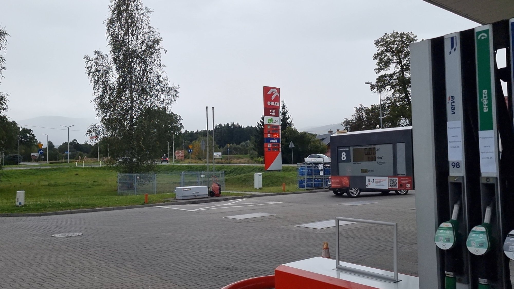hotdog-zamiast-paliwa-119207