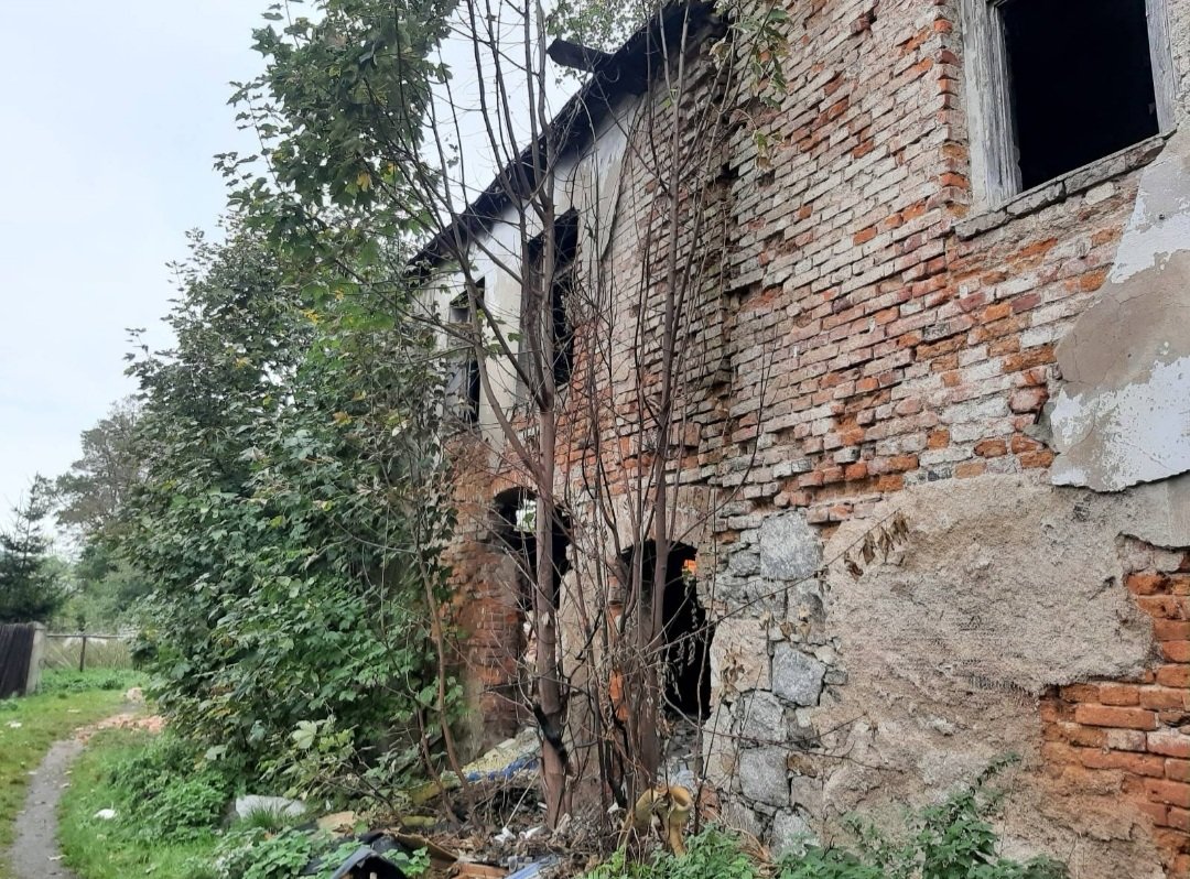 wreszcie-rudera-znika-119532