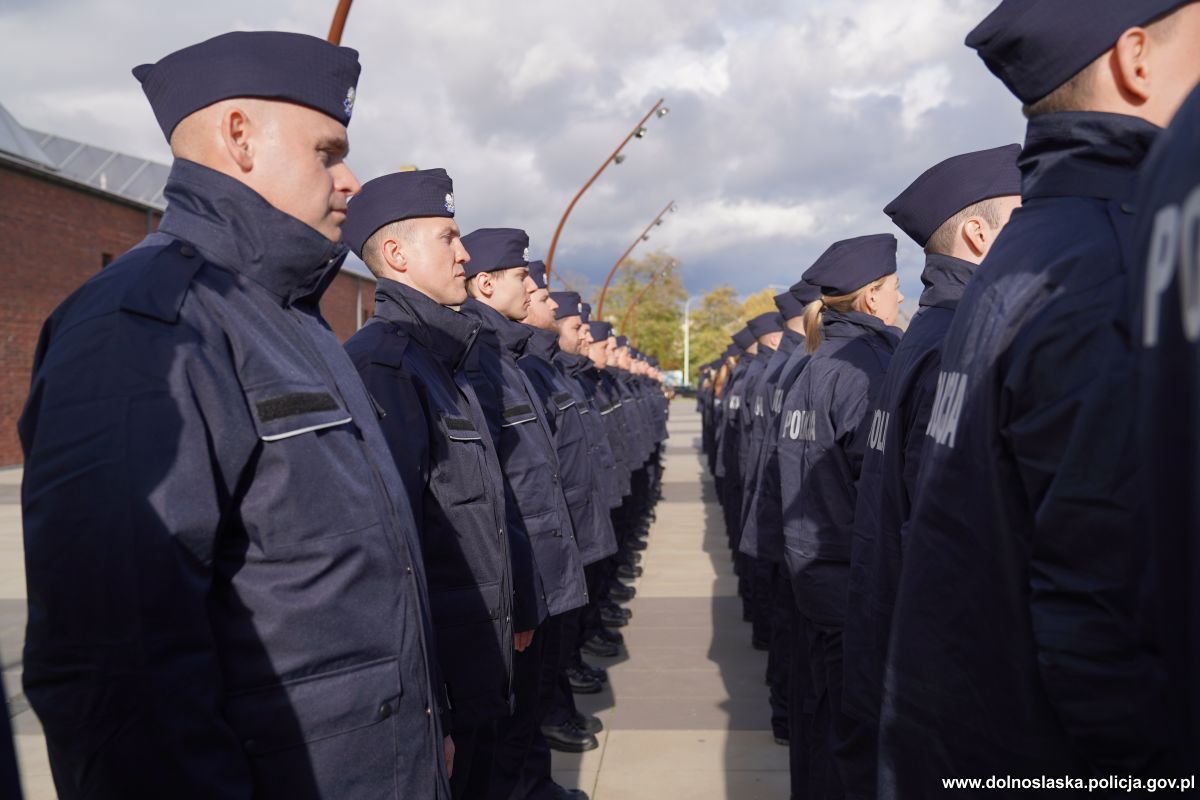 modzi-policjanci-slubowali-120023