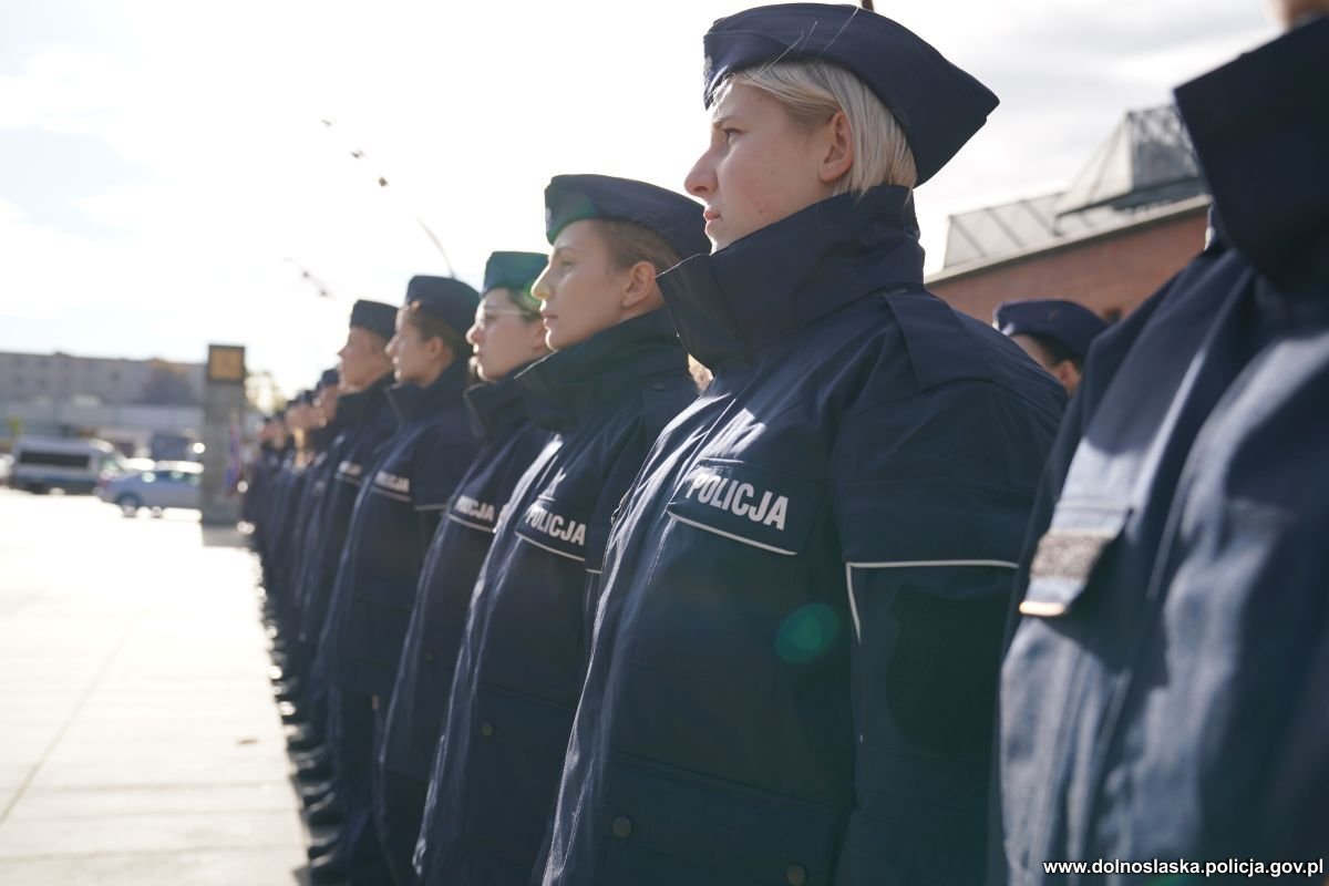 modzi-policjanci-slubowali-120023