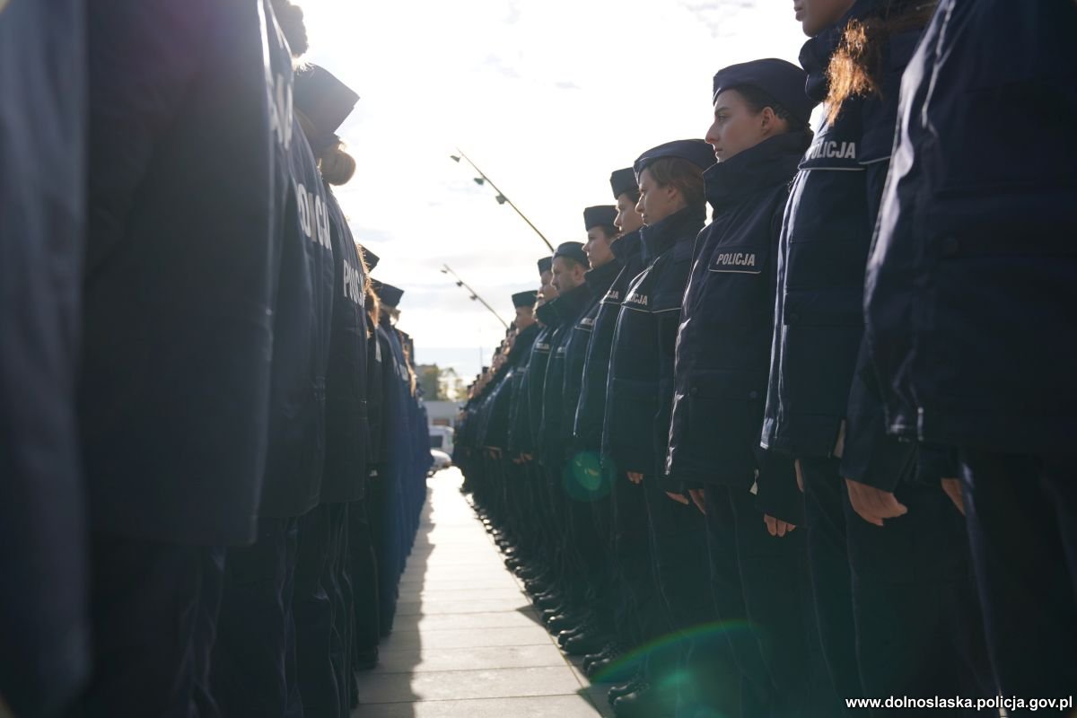 modzi-policjanci-slubowali-120023