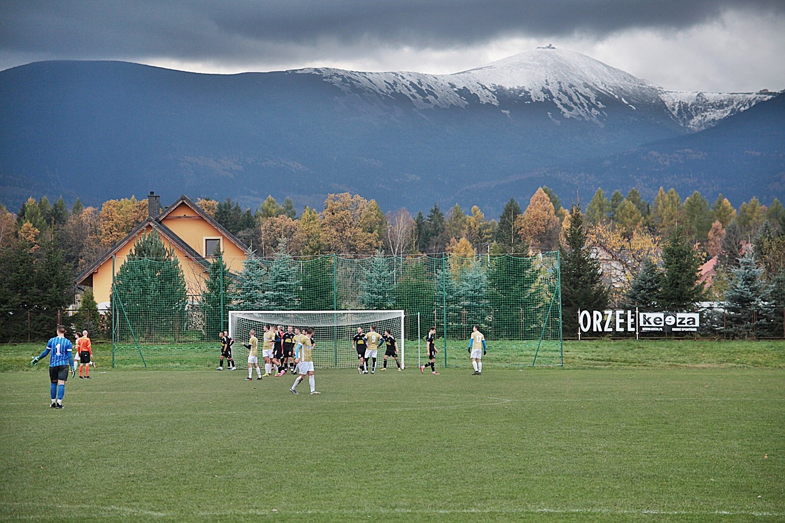 gospodarze-wygrali-120118