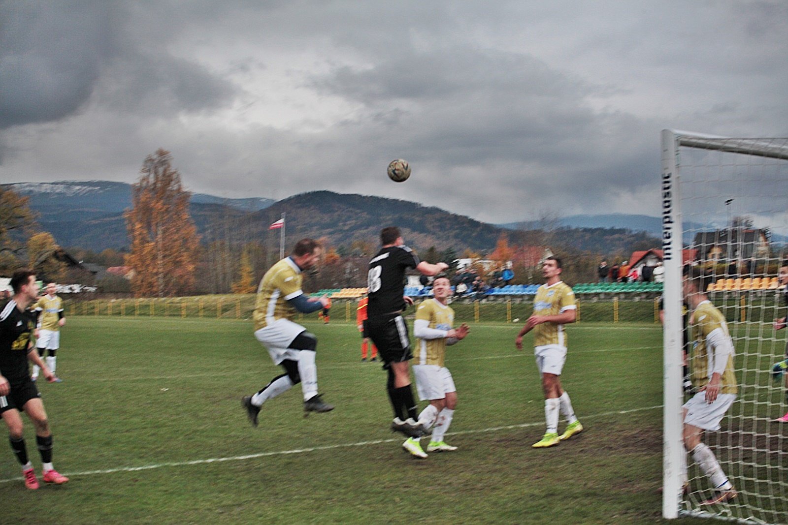 gospodarze-wygrali-120118