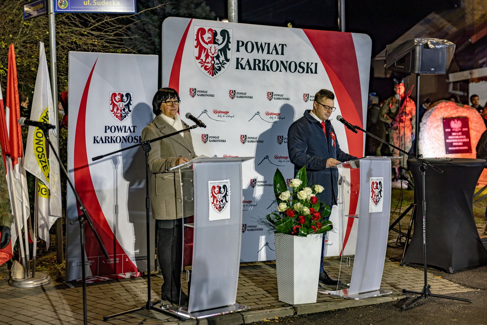 mikow-powiatowe-obchody-dnia-niepodlegosci-120124
