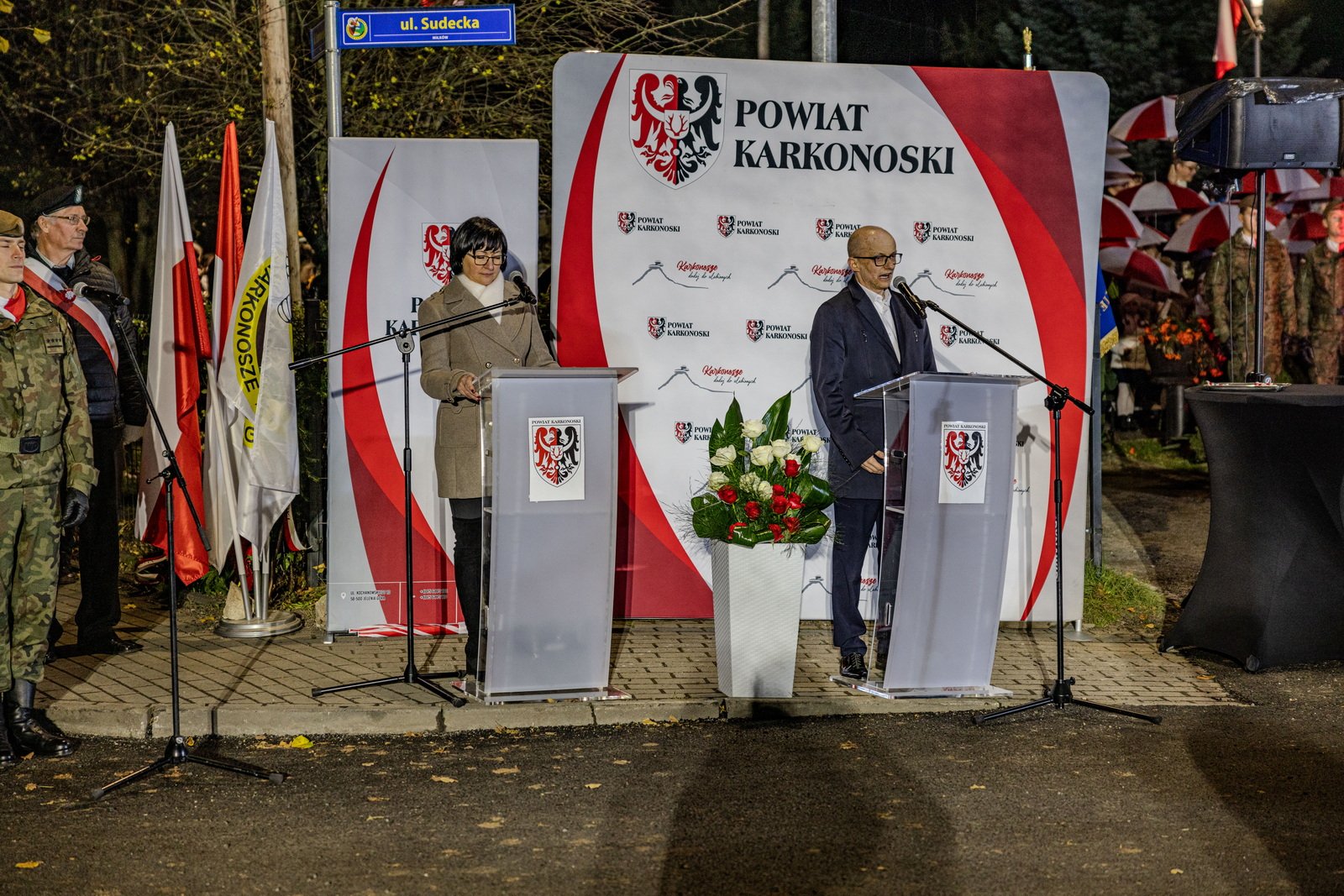 mikow-powiatowe-obchody-dnia-niepodlegosci-120124