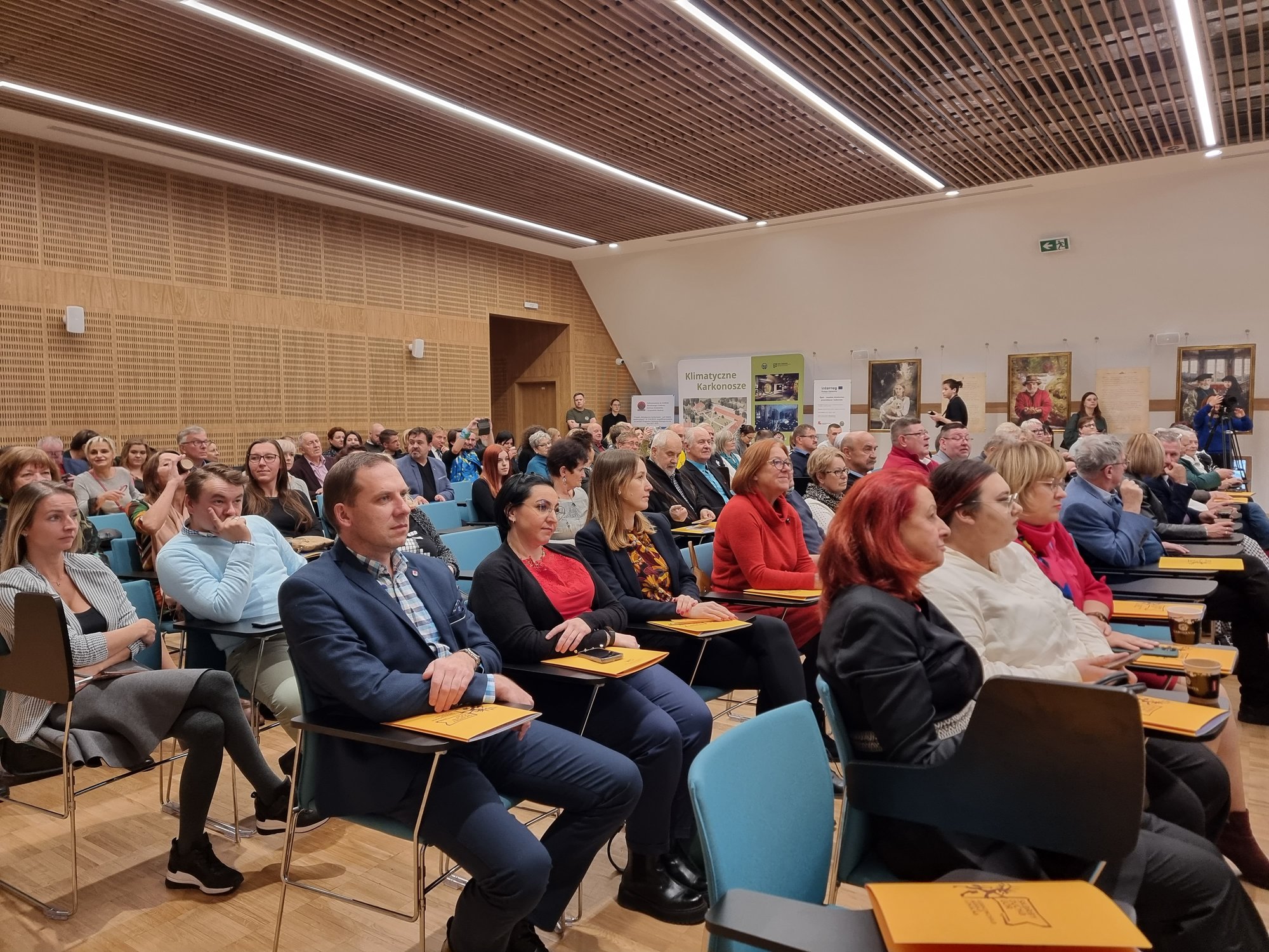gala-marki-w-centrum-120197