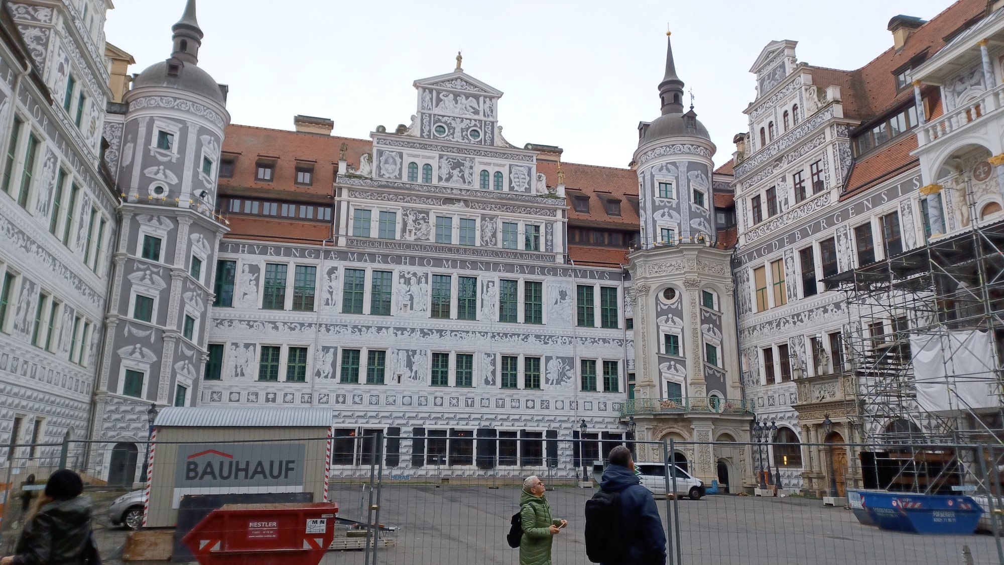jeleniogorscy-muzealnicy-w-dreznie-120223