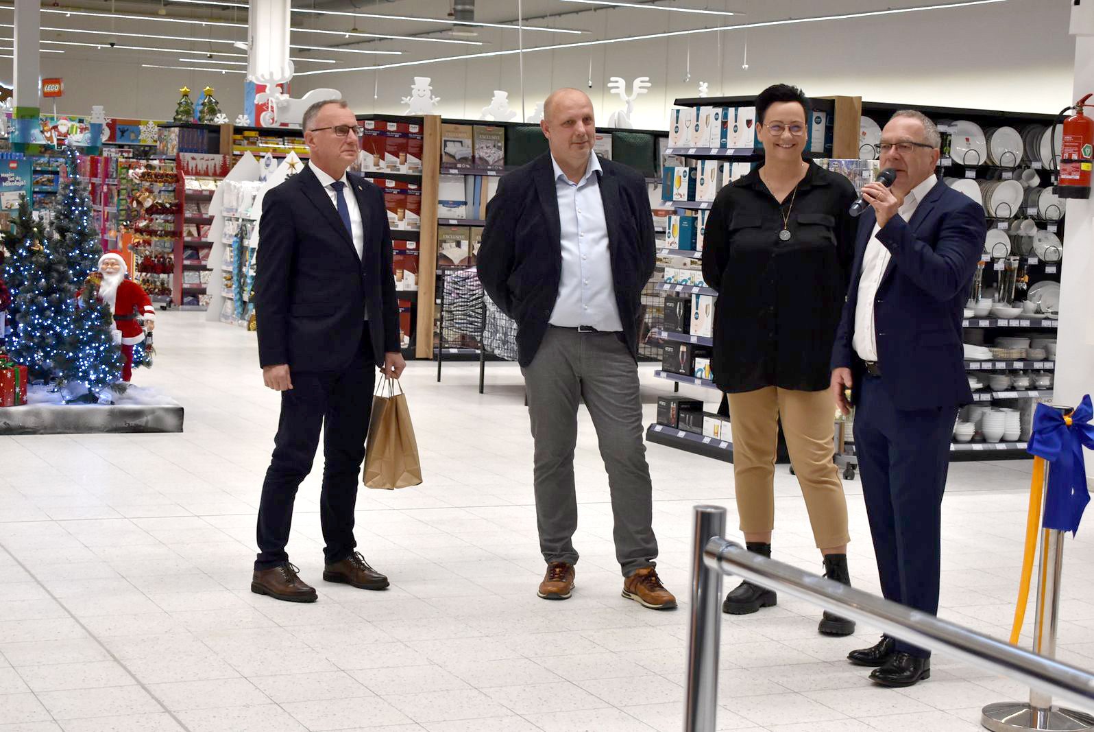 tumy-na-otwarciu-e-leclerc-120242