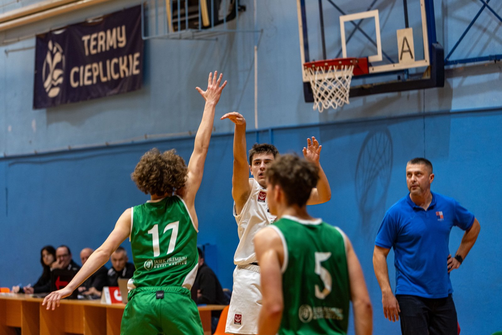 szalencza-pogon-w-koncowce-120246